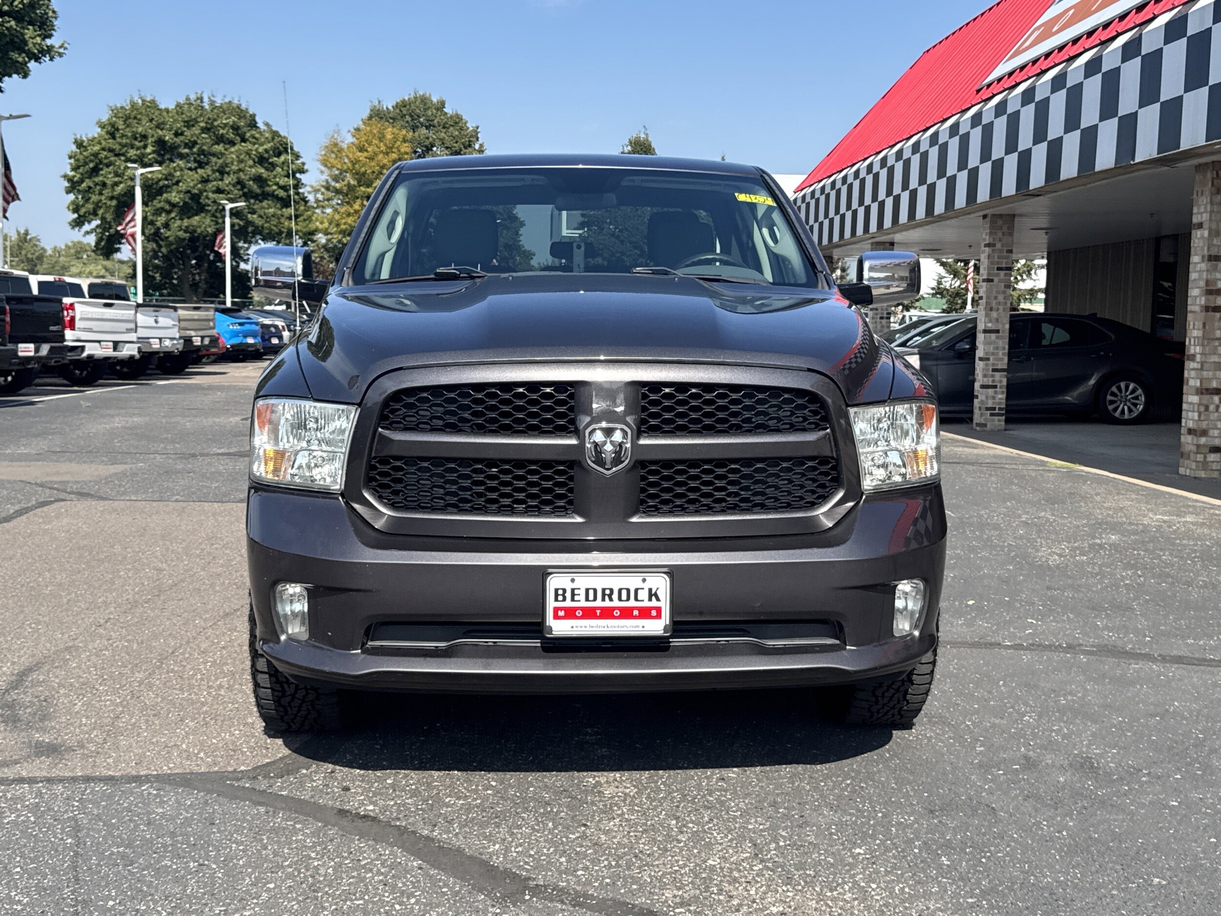 2017 Ram 1500 Express photo 2