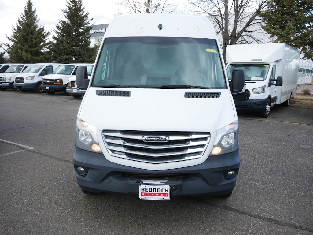 Used 2015 Freightliner Sprinter Cargo Vans EXT RWD 3500 170 EXT