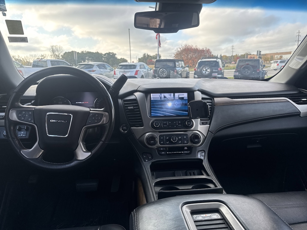 Used 2019 GMC Yukon XL Denali SUV