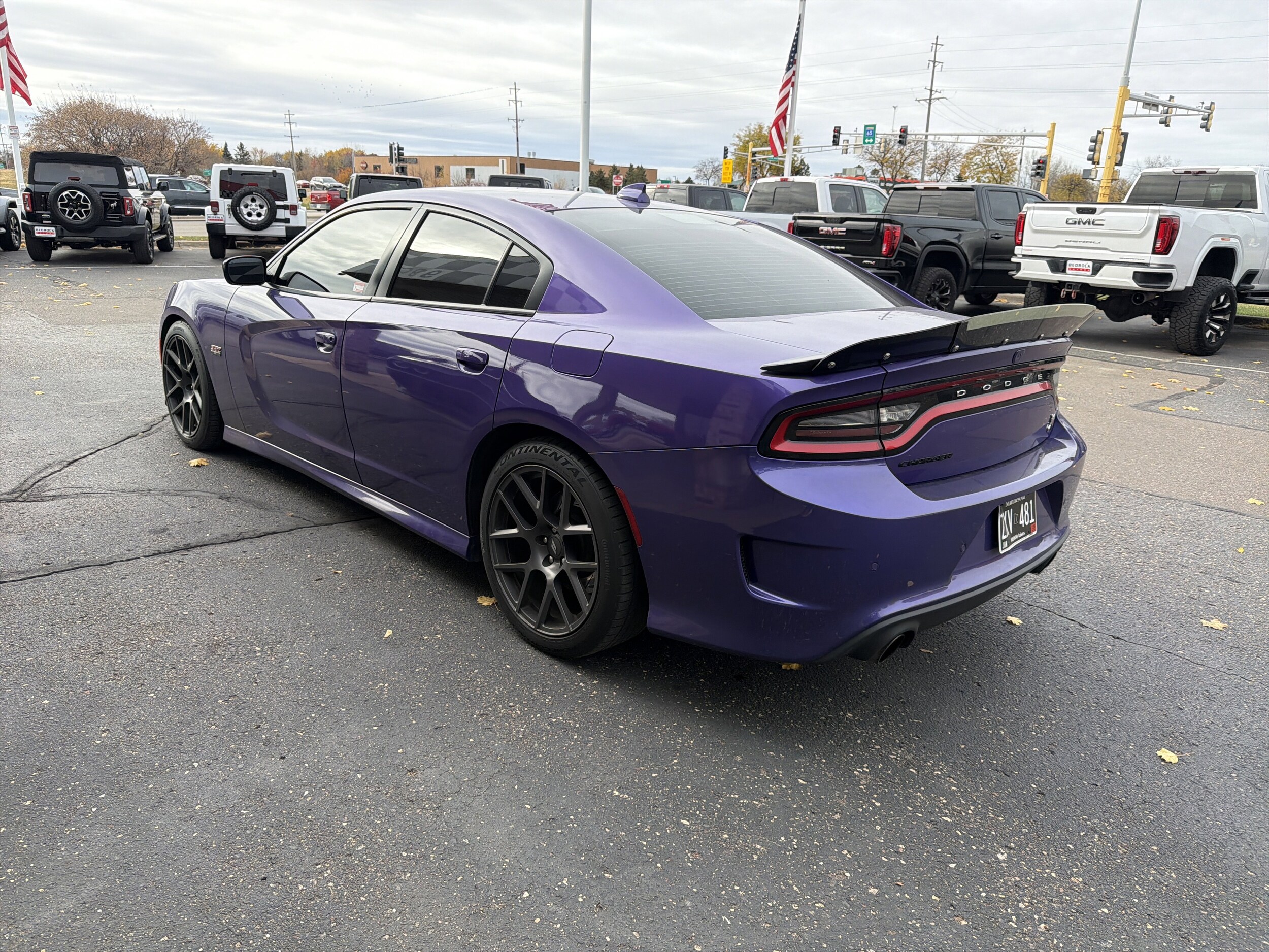2019 Dodge Charger Scat Pack photo 2