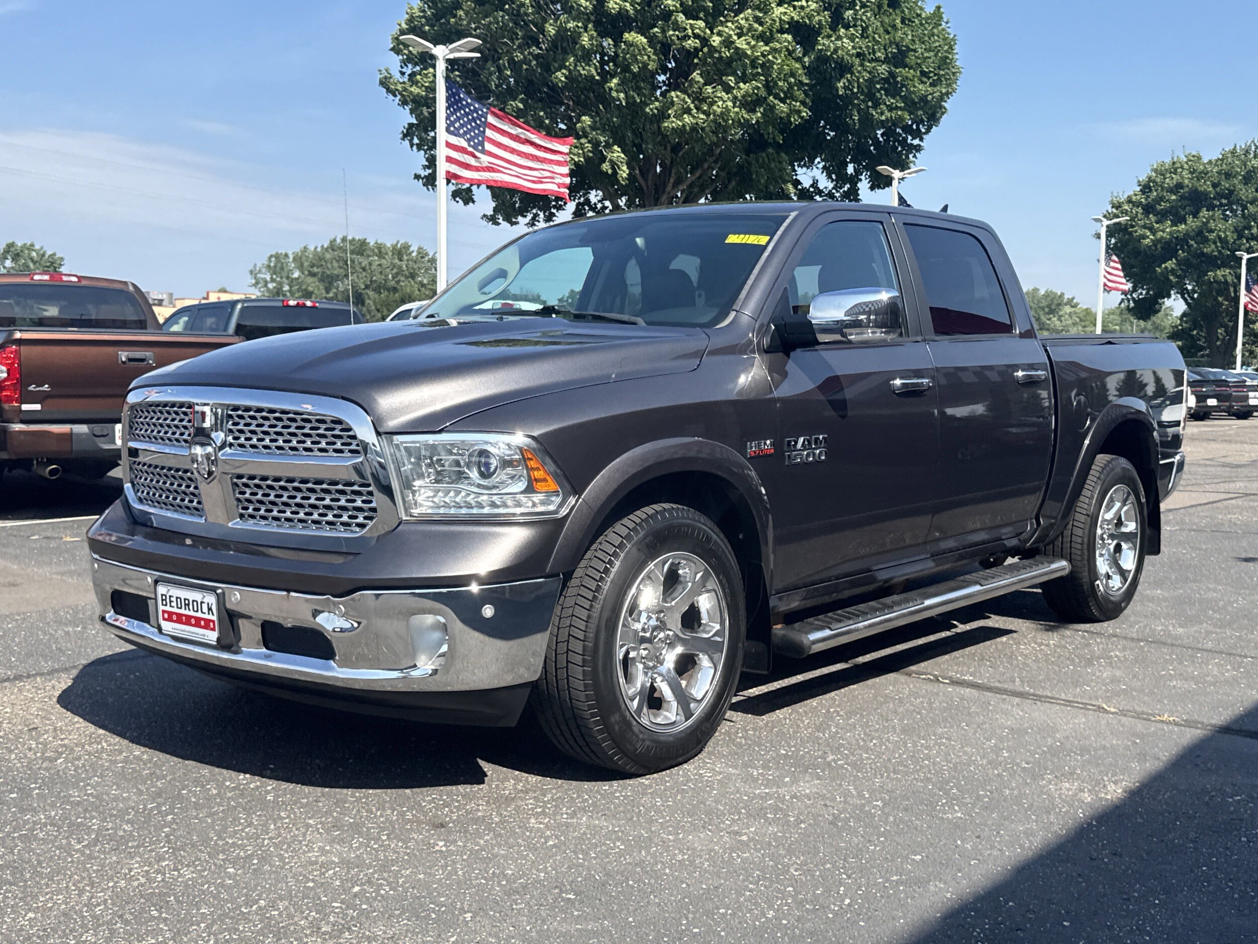 2016 Ram 1500 Laramie photo 3