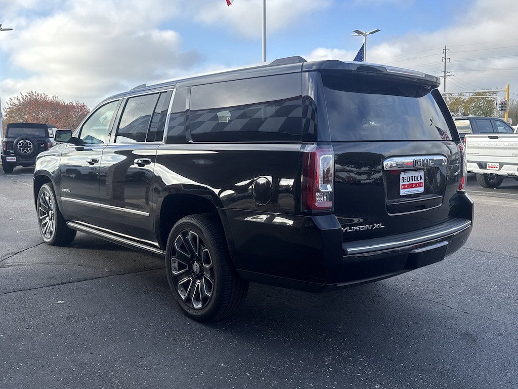 Used 2019 GMC Yukon XL Denali SUV