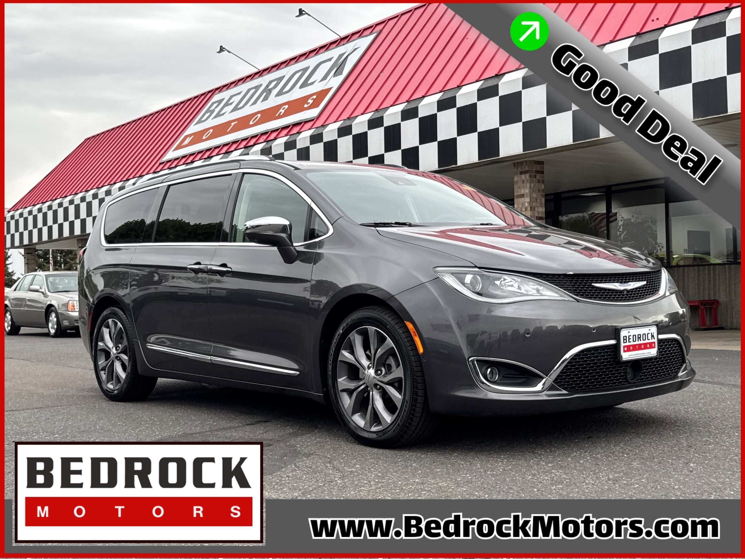 2018 Chrysler Pacifica Limited's photo