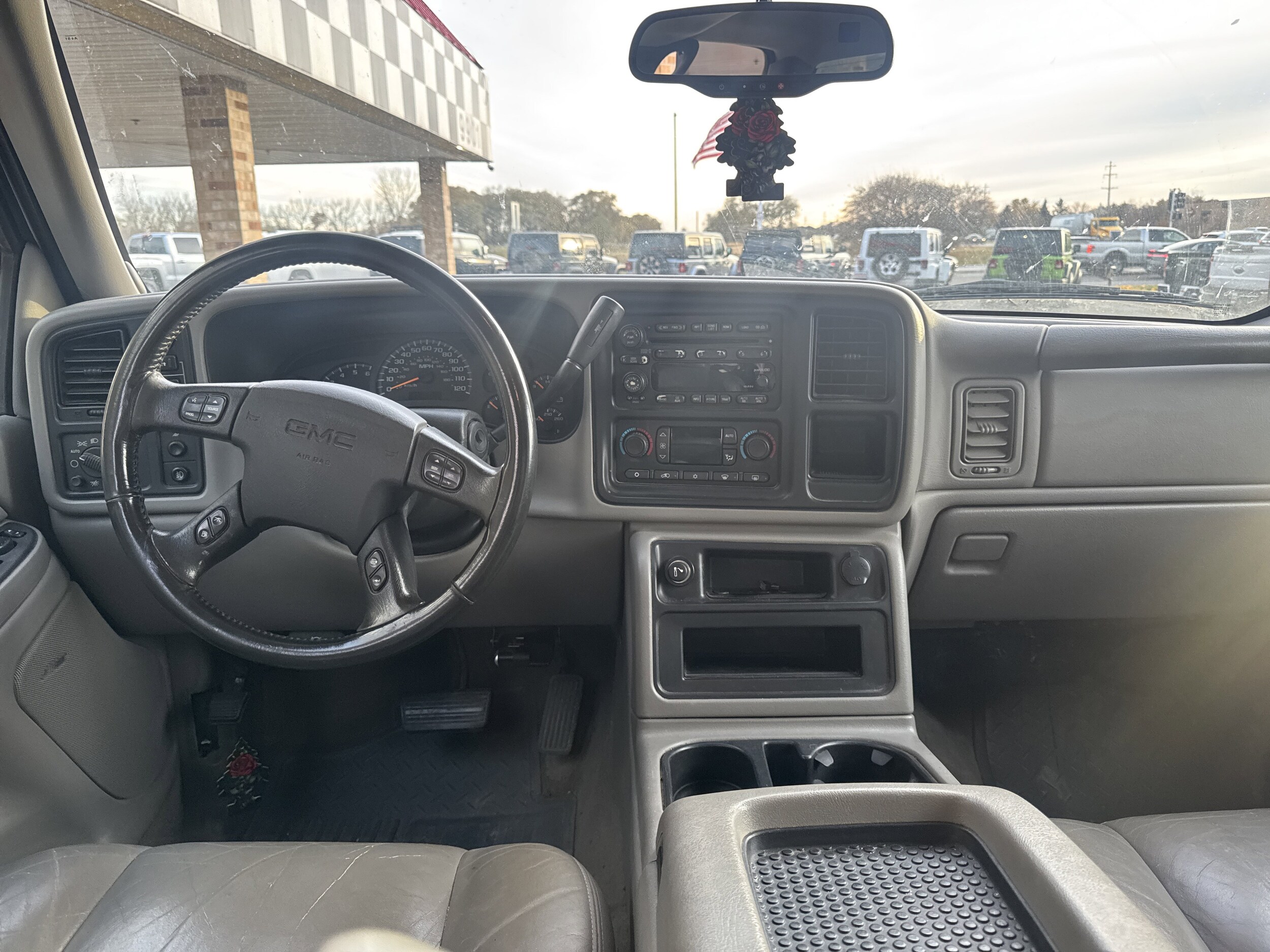 2004 Gmc Sierra 2500 SLT photo 3