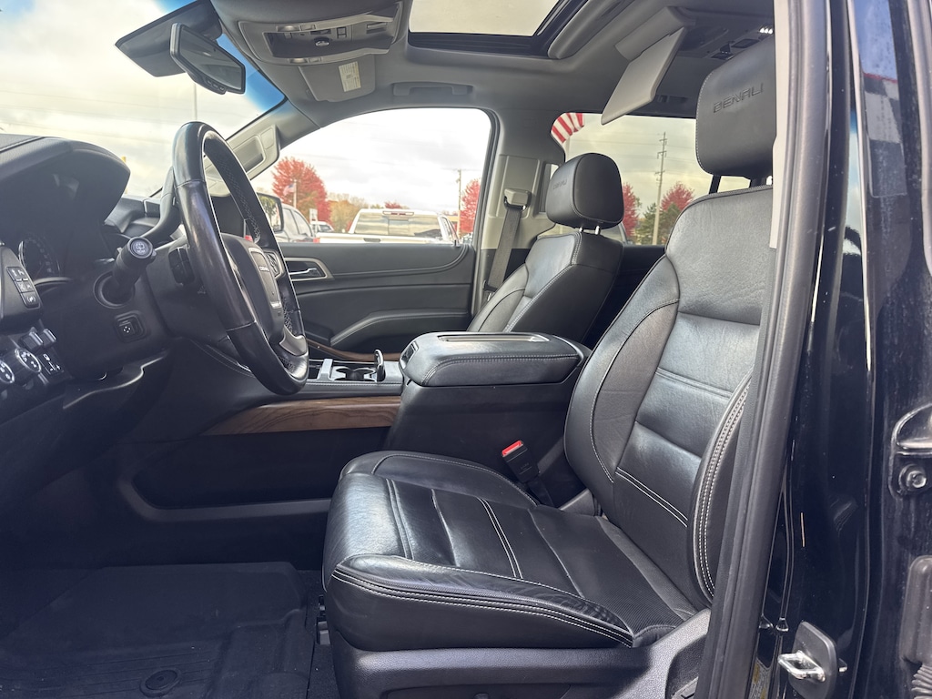 Used 2019 GMC Yukon XL Denali SUV
