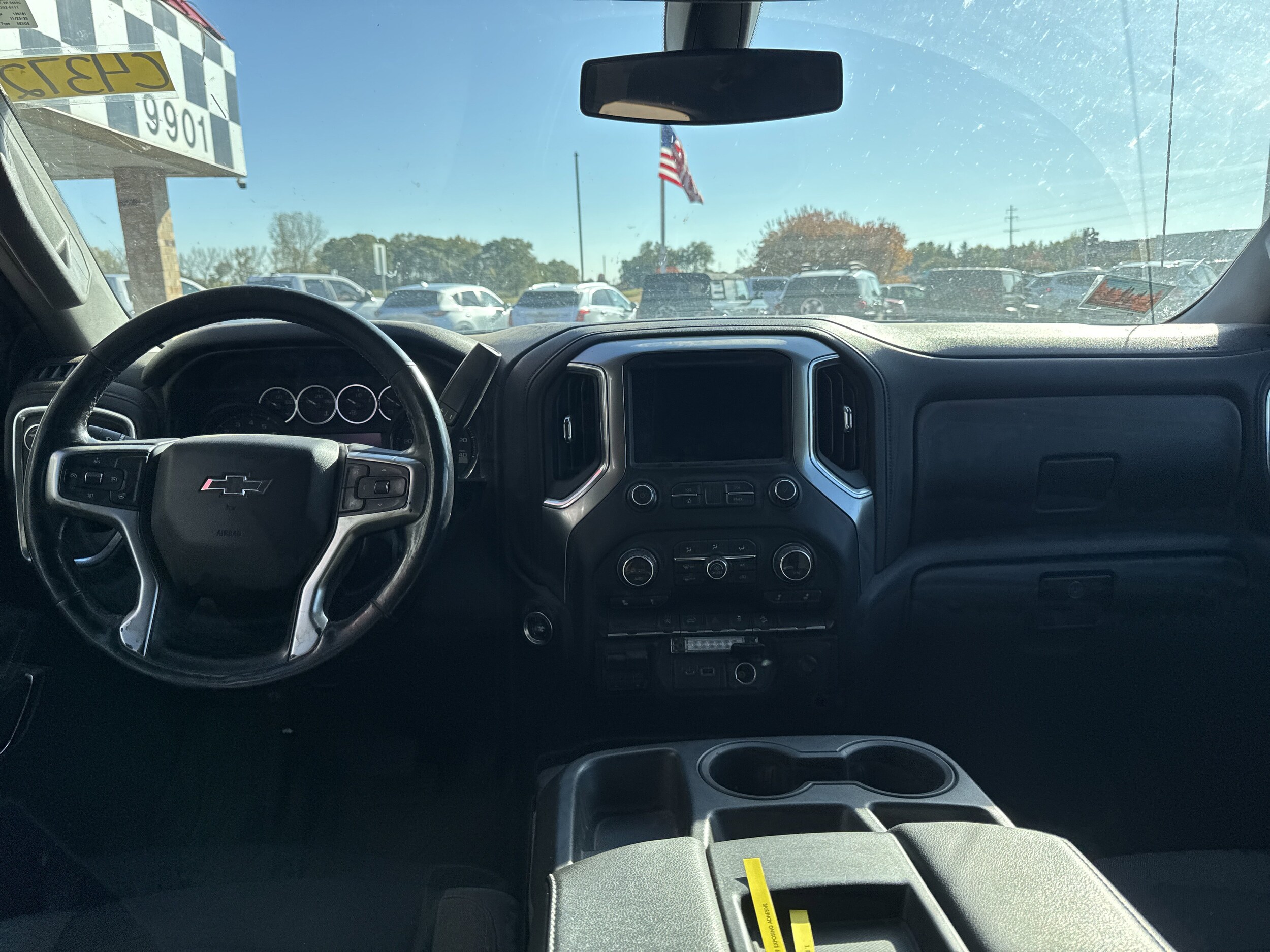2019 Chevrolet Silverado 1500 RST photo 2
