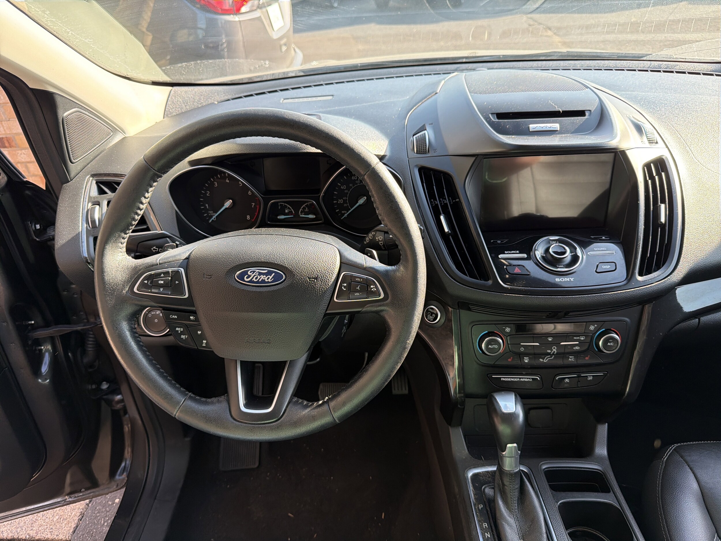 2017 Ford Escape Titanium photo 4