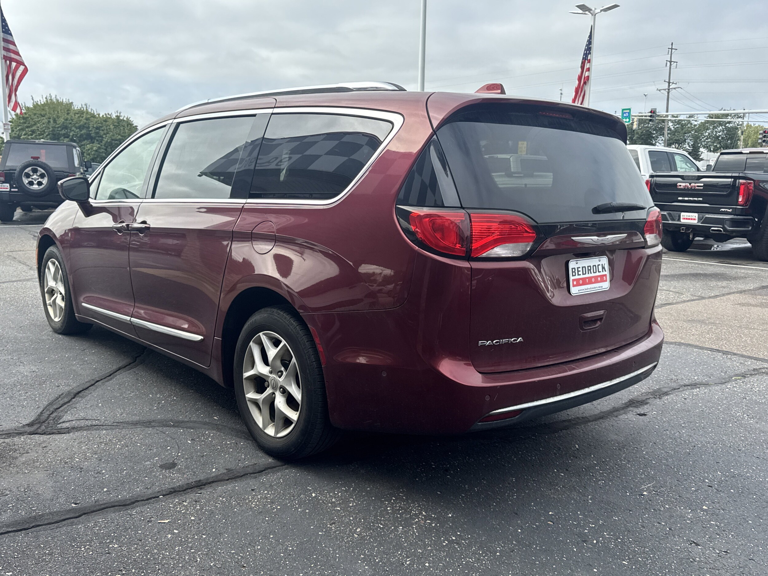 2018 Chrysler Pacifica Touring Plus photo 4