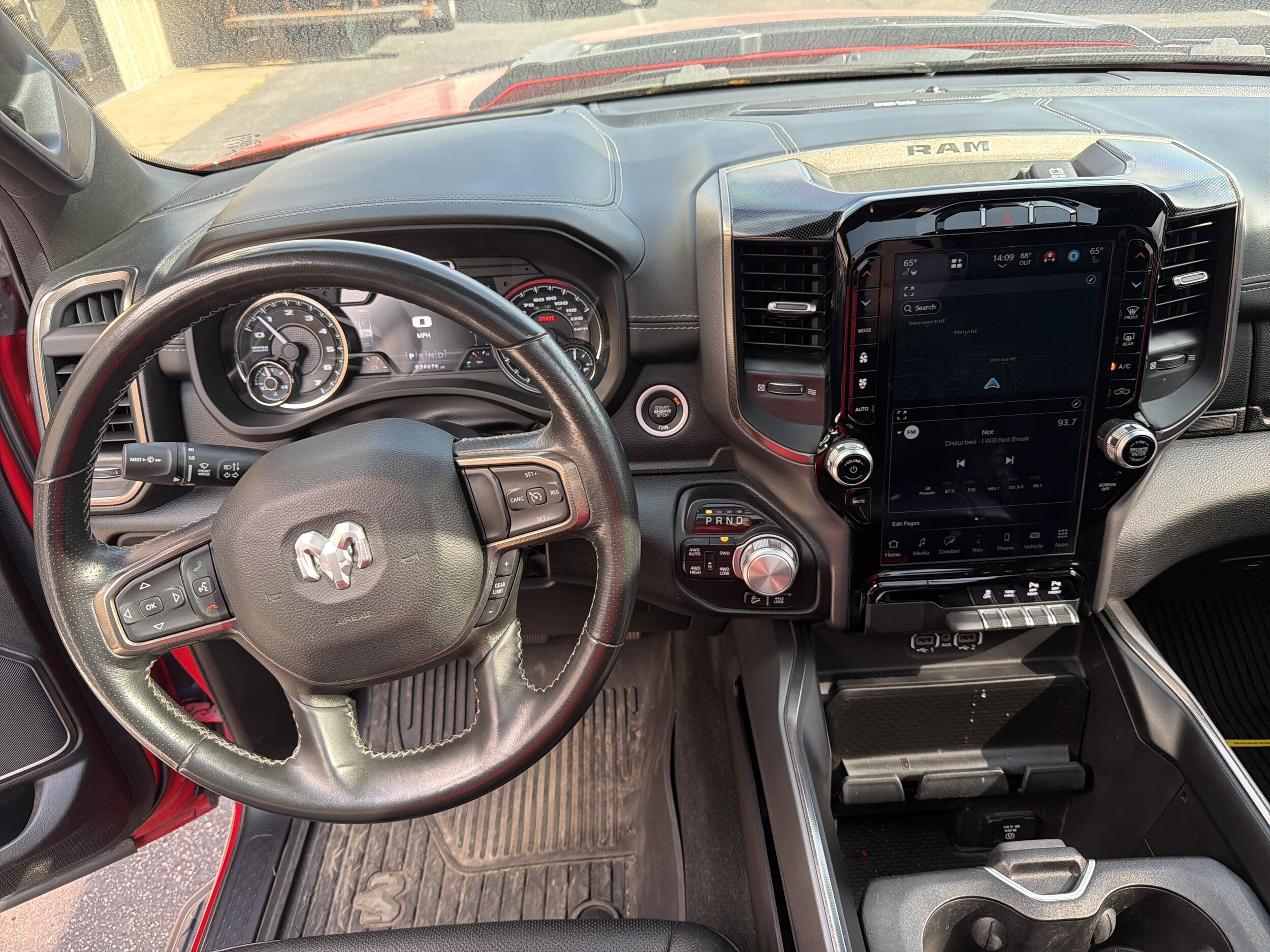 2022 Ram 1500 Rebel photo 4