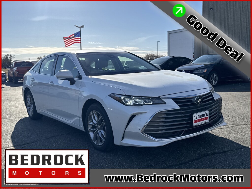 Used 2021 Toyota Avalon XLE Sedan