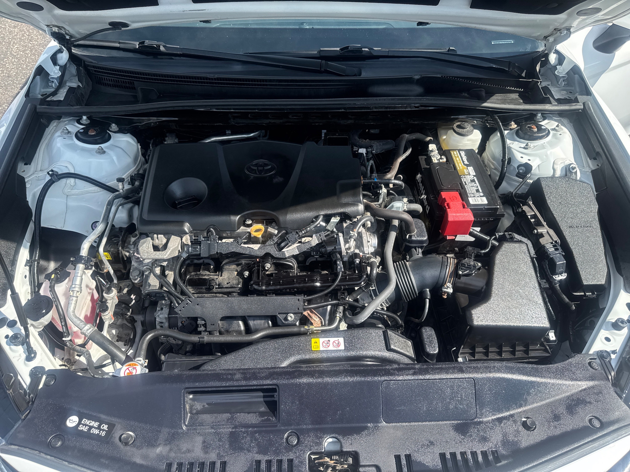 2022 Toyota Camry LE - Photo 11