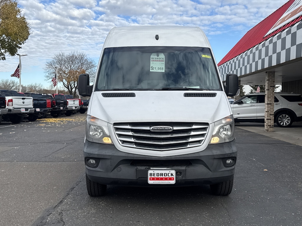 Used 2015 Freightliner Sprinter Cargo Vans EXT RWD 3500 170 EXT