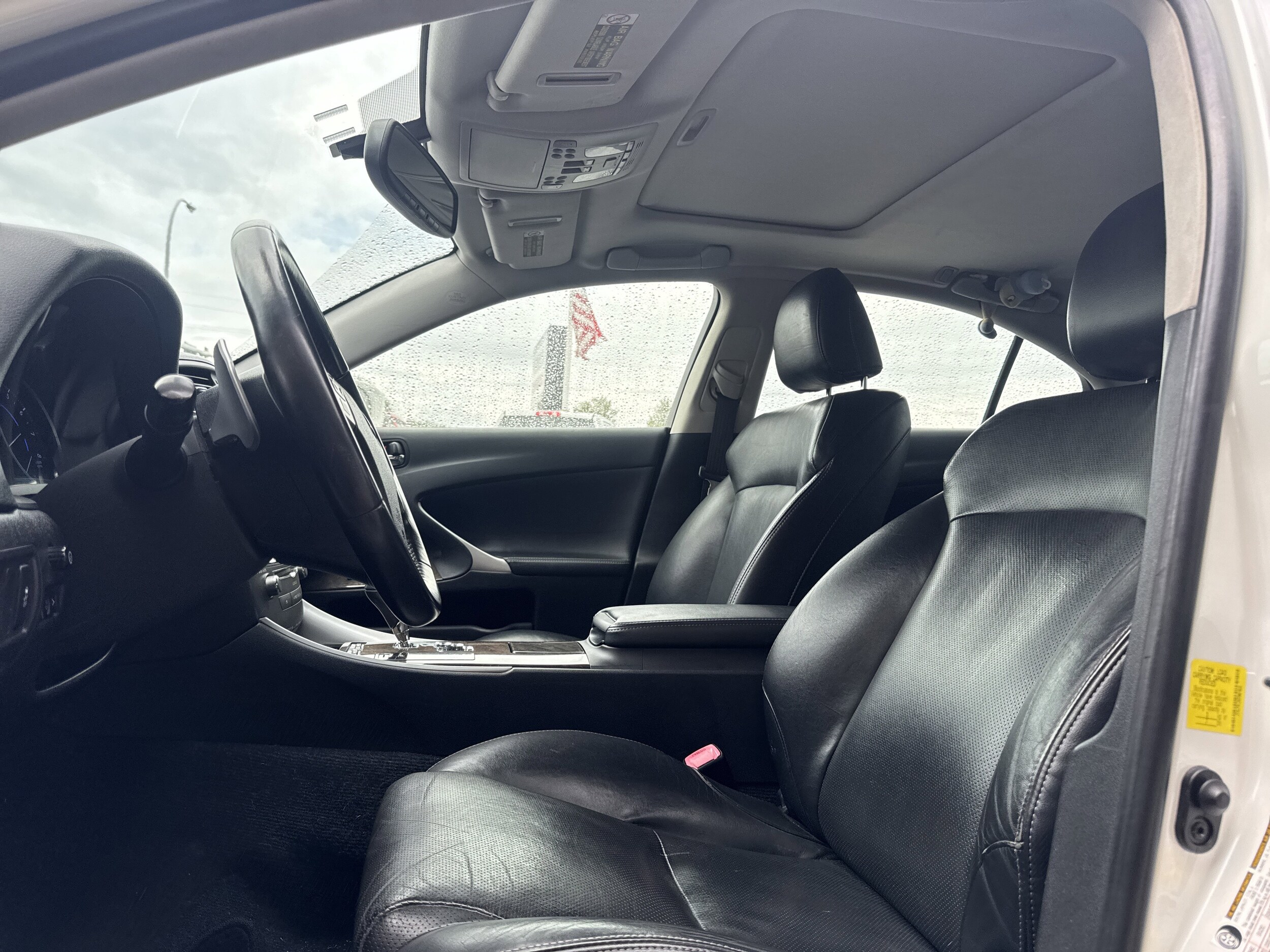2013 Lexus IS 250 photo 4