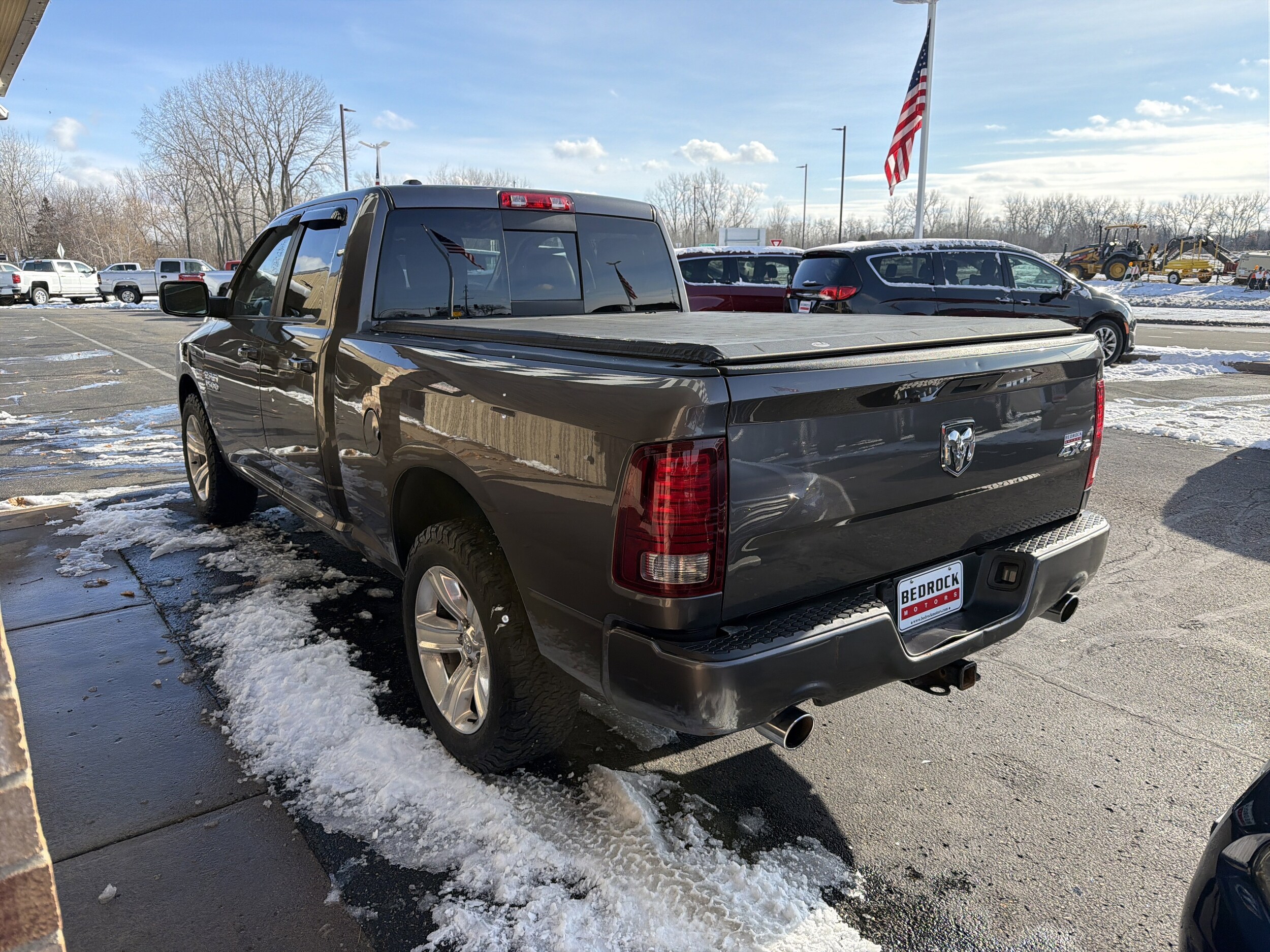 2015 Ram 1500 Sport photo 2