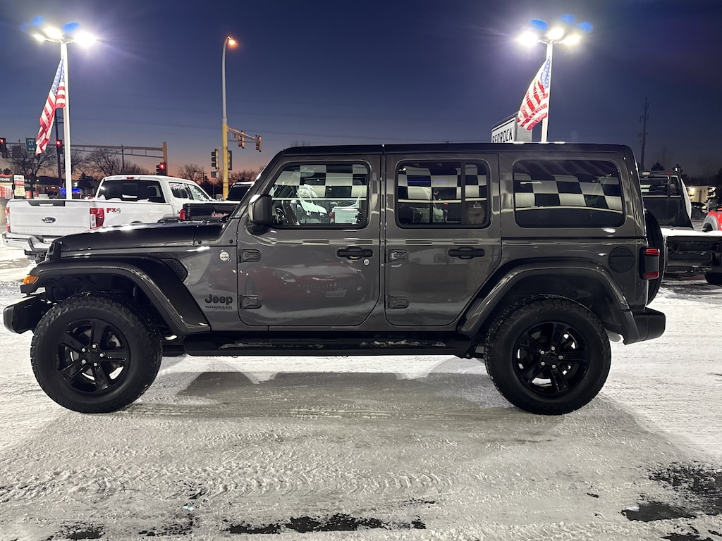 Used 2019 Jeep Wrangler Unlimited Sahara 4x4 SUV