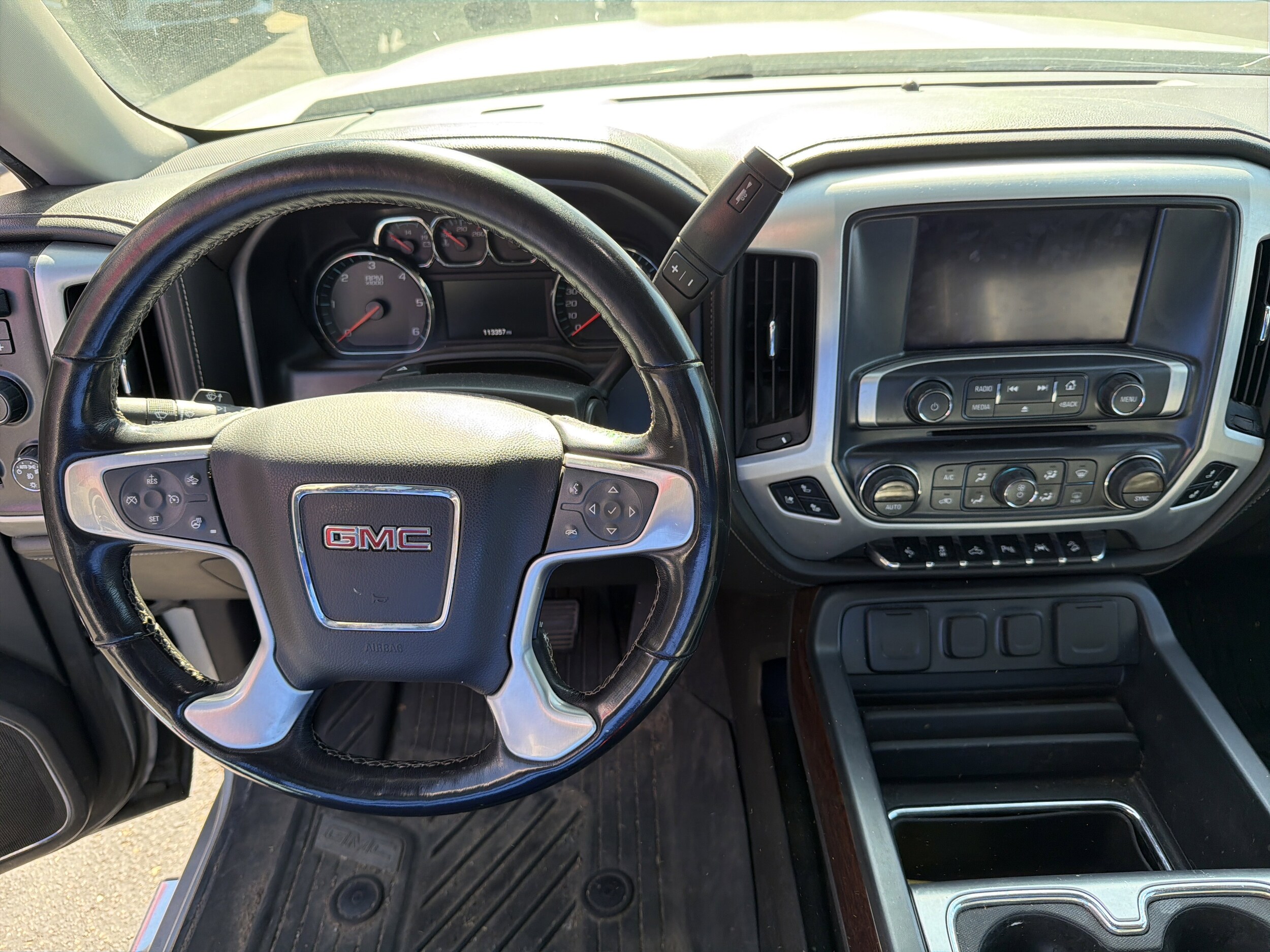 2018 Gmc Sierra 1500 SLT photo 4