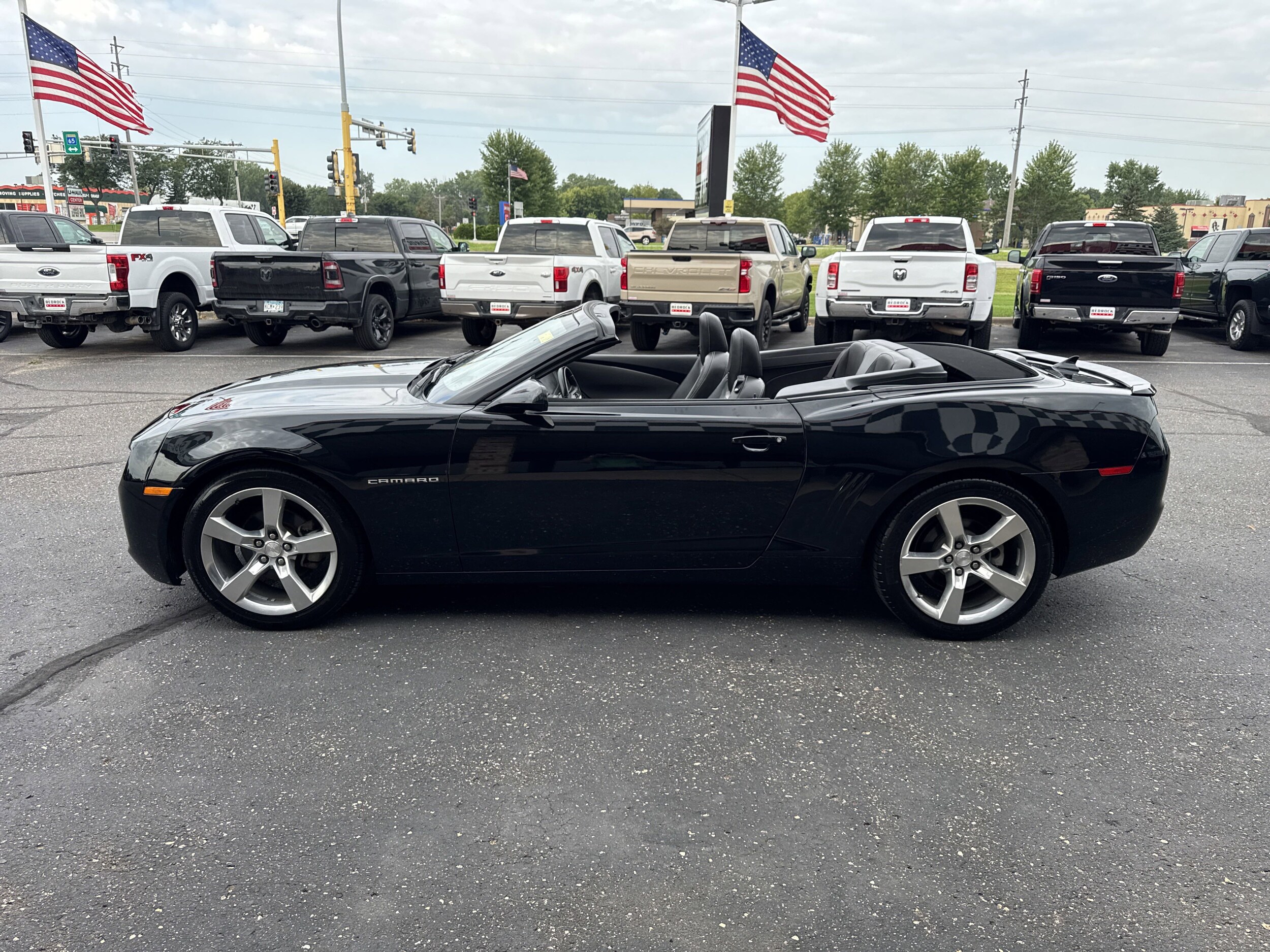 2013 Chevrolet Camaro 2LT photo 2
