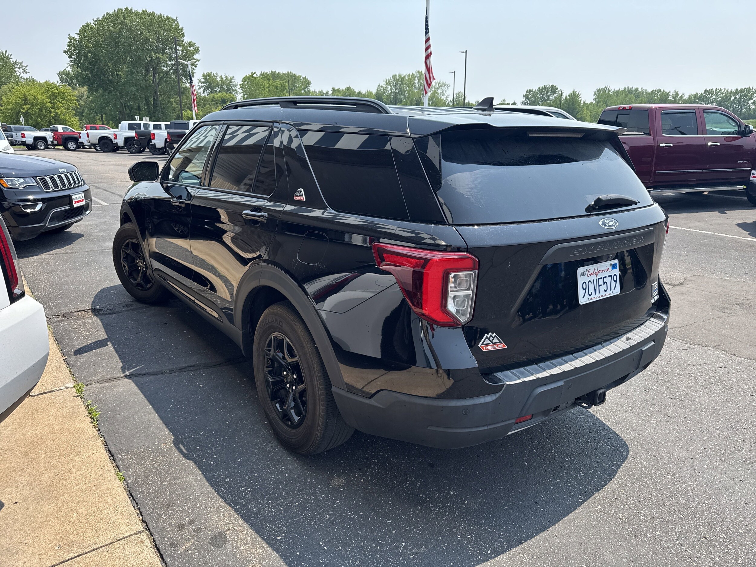 2022 Ford Explorer Timberline photo 2