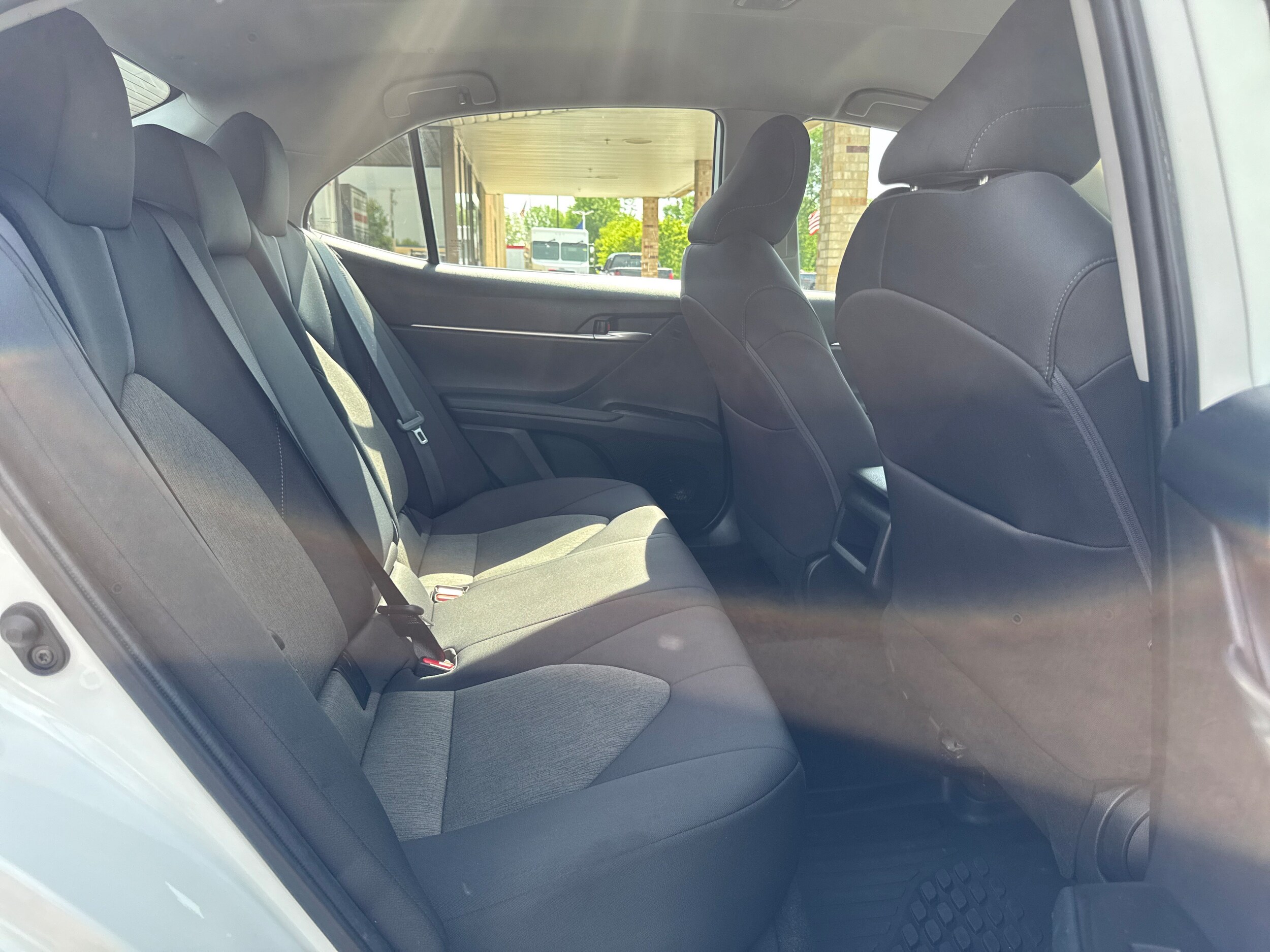 2022 Toyota Camry LE - Photo 28