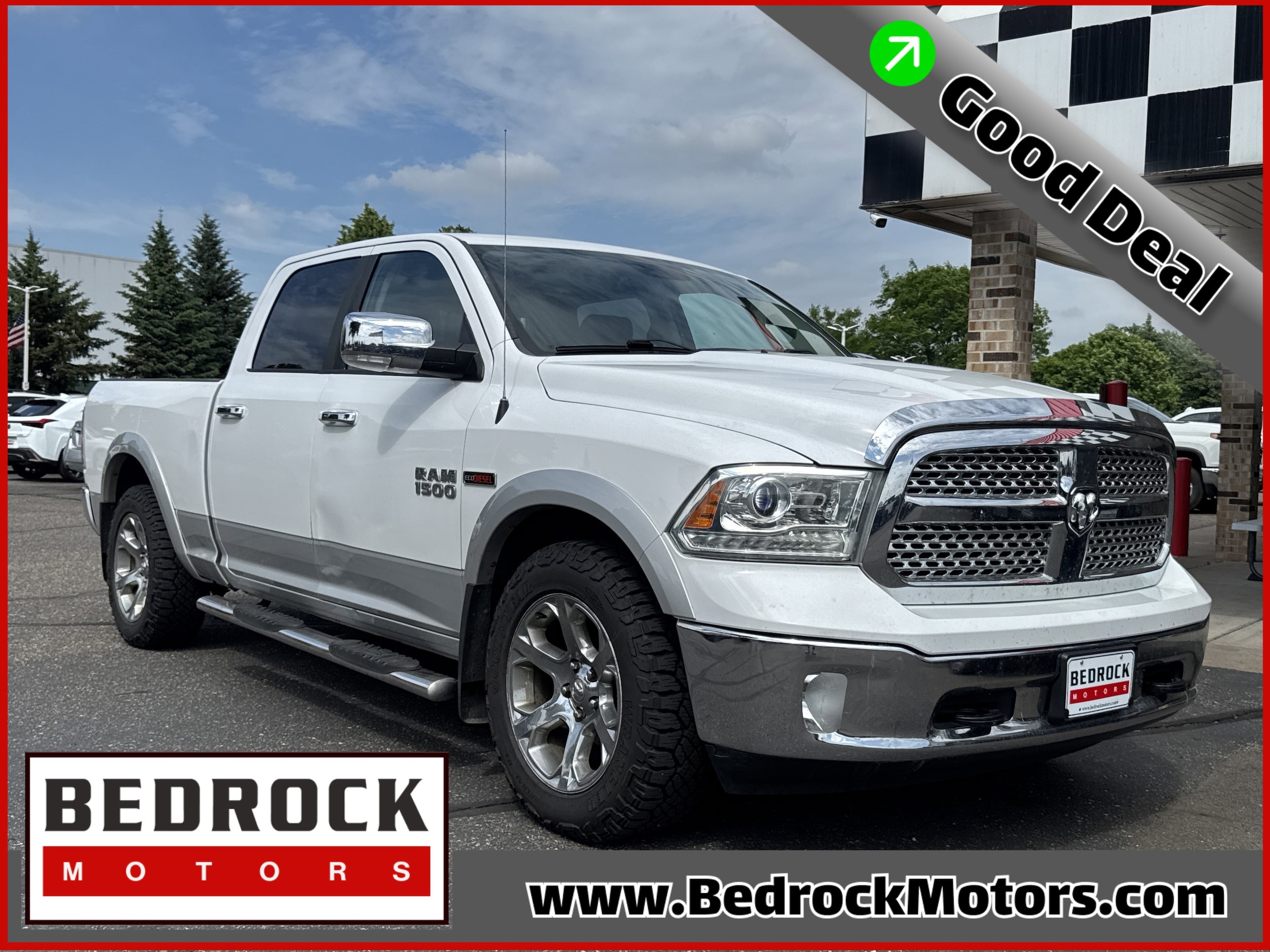 2016 RAM 1500 Laramie 4x4 Crew Cab 6'4's photo