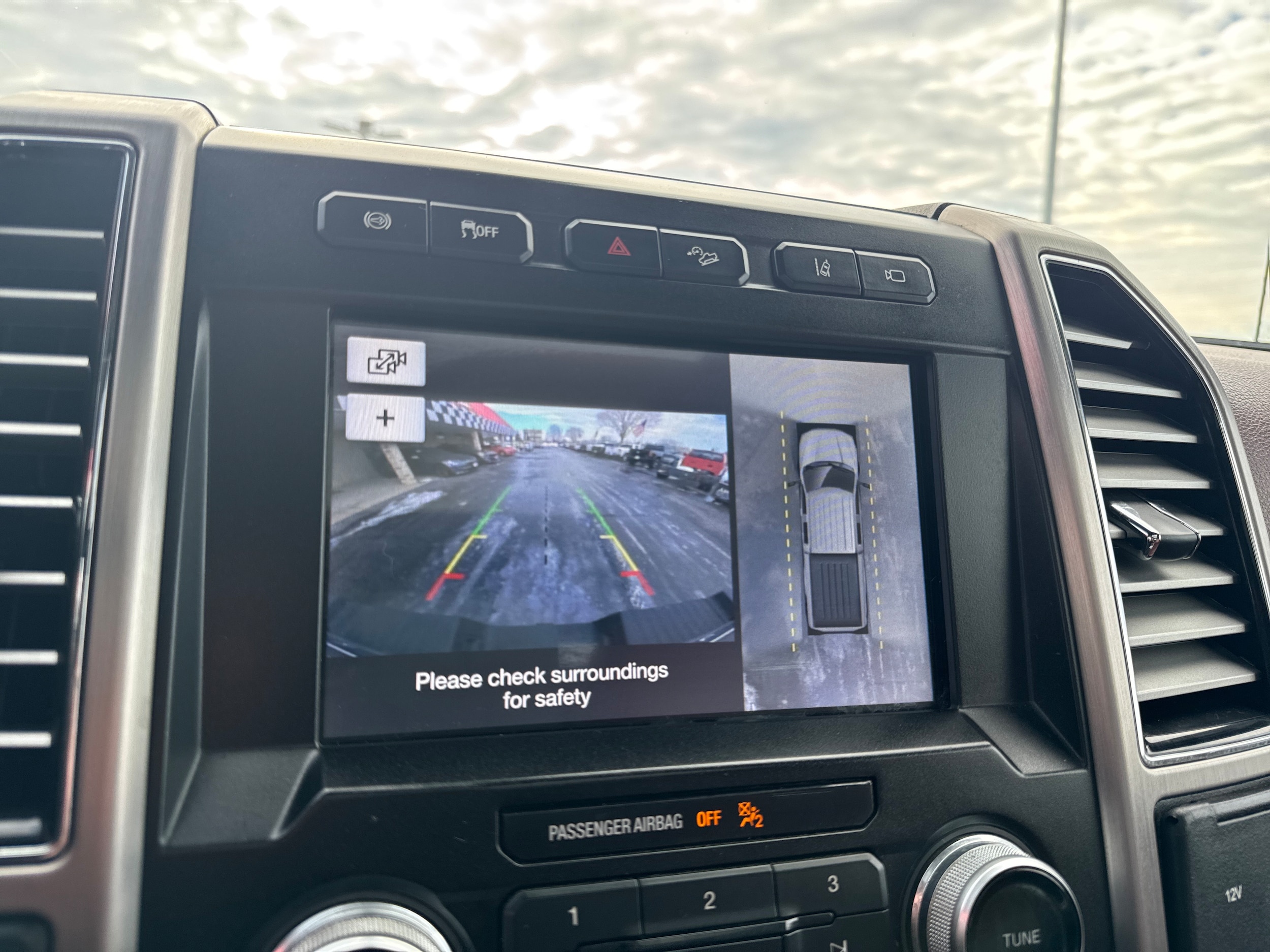 2019 Ford F-250 Super Duty Platinum - Photo 24