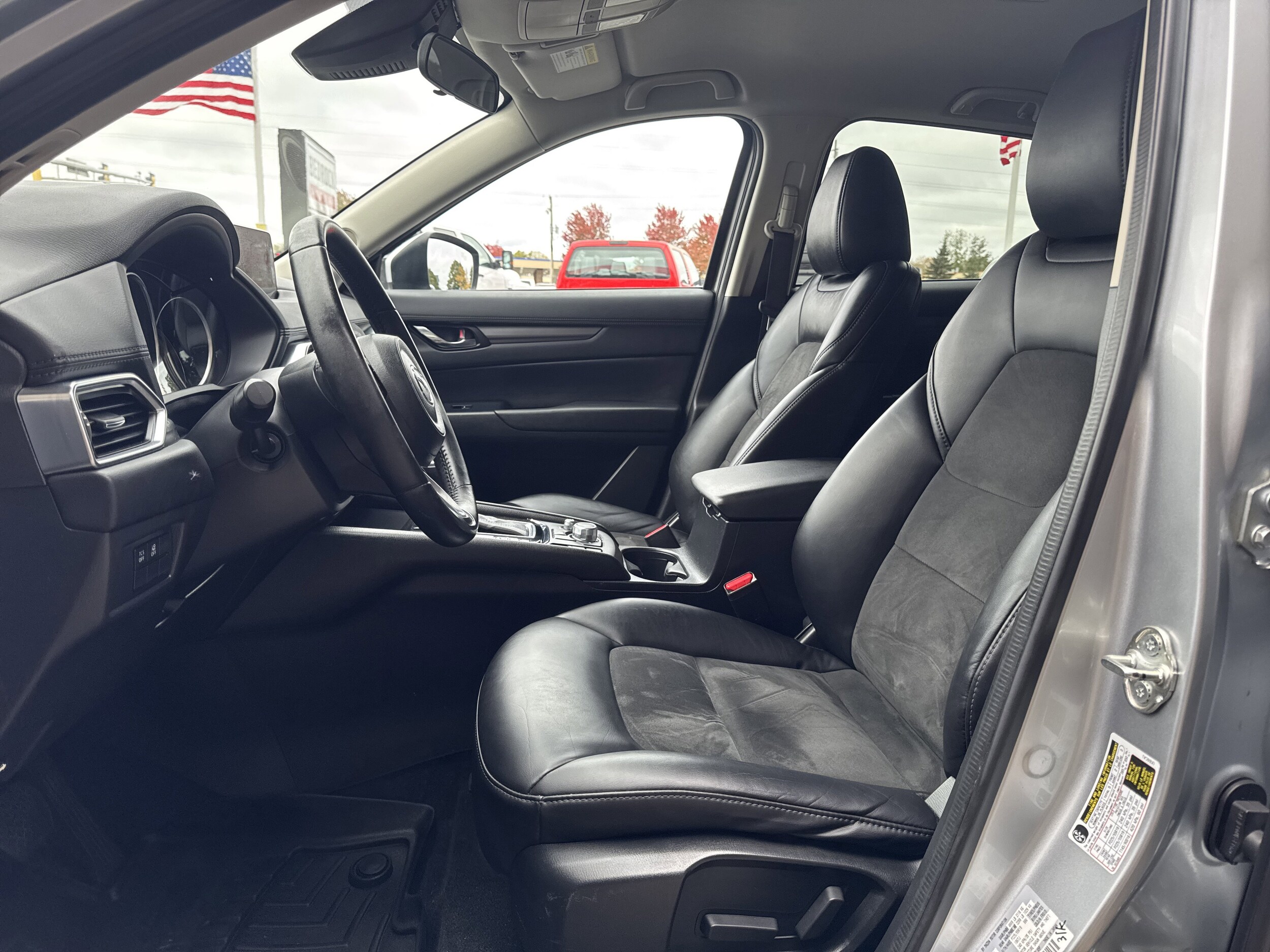 2018 Mazda CX-5 Touring photo 3