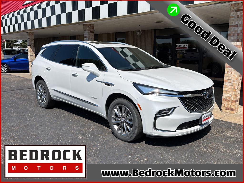 2023 Buick Enclave Avenir AWD's photo