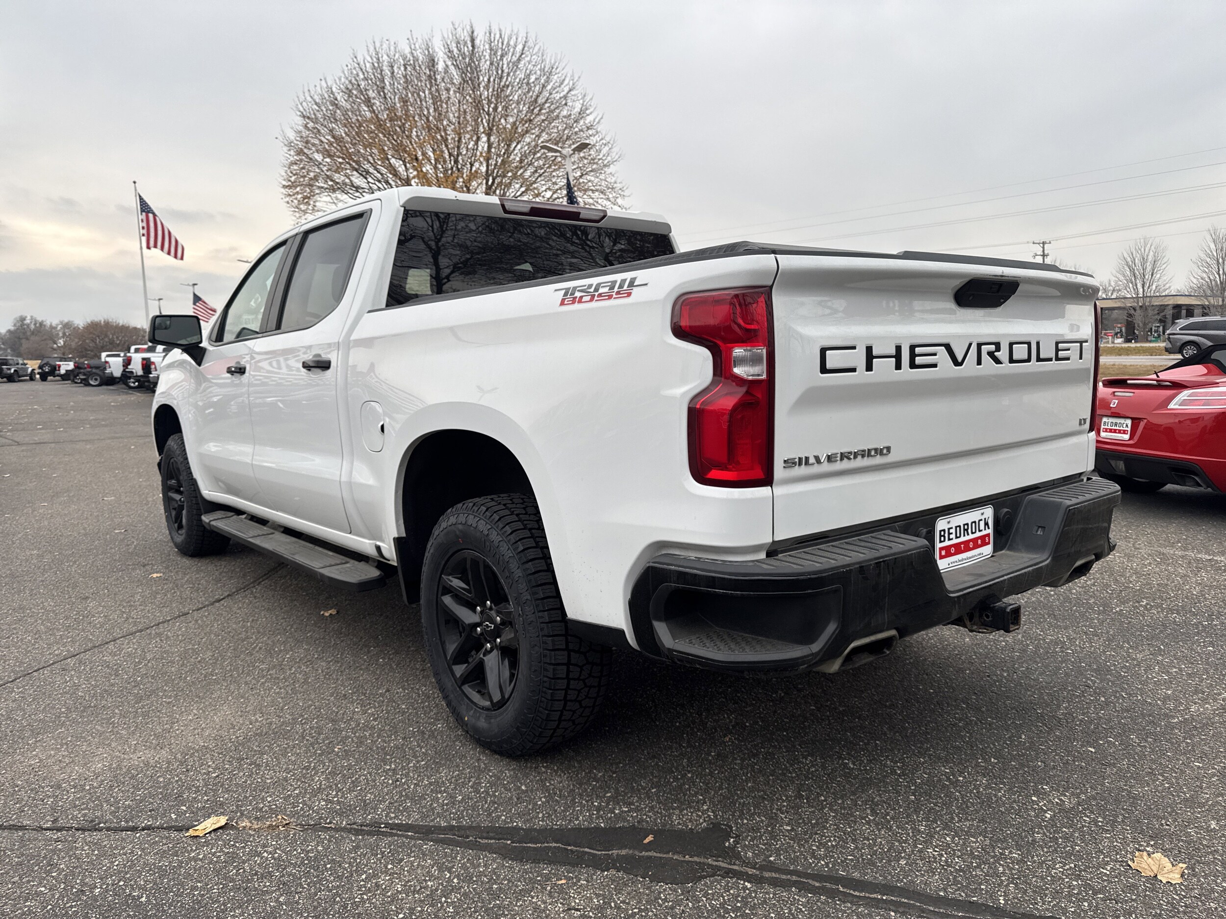 2021 Chevrolet Silverado 1500 LT Trail Boss photo 2