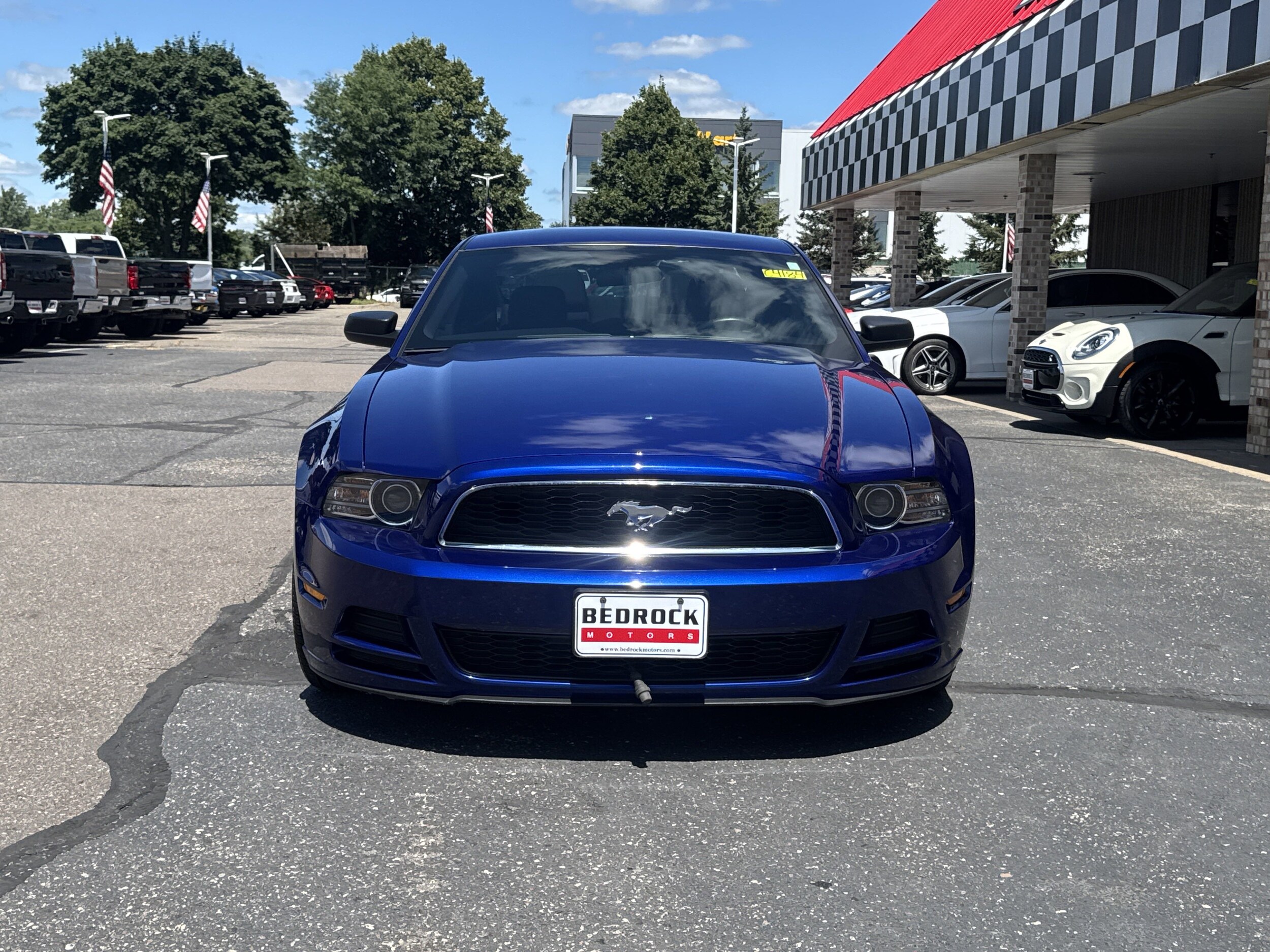 2014 Ford Mustang V6 photo 2