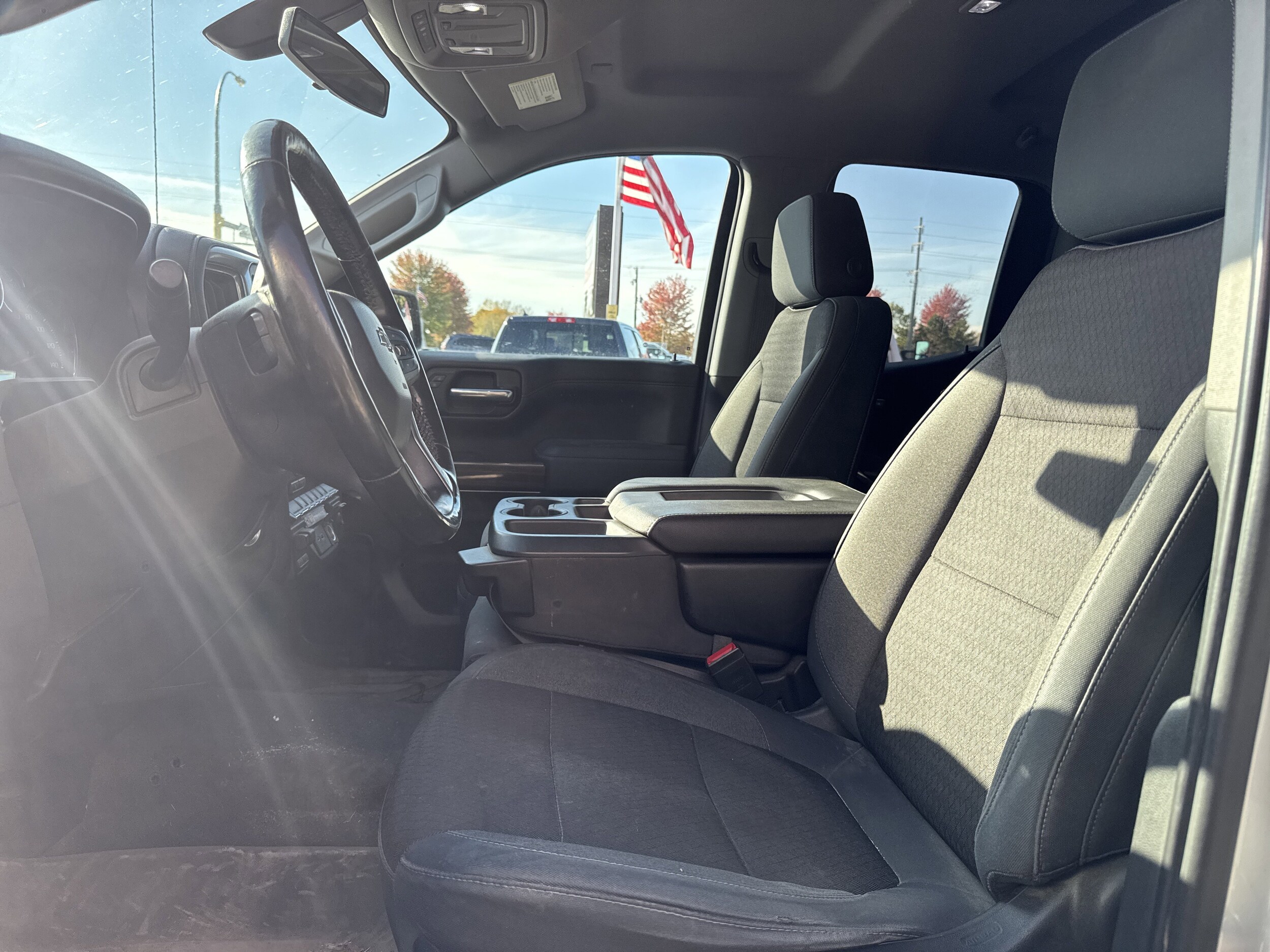 2019 Chevrolet Silverado 1500 RST photo 3