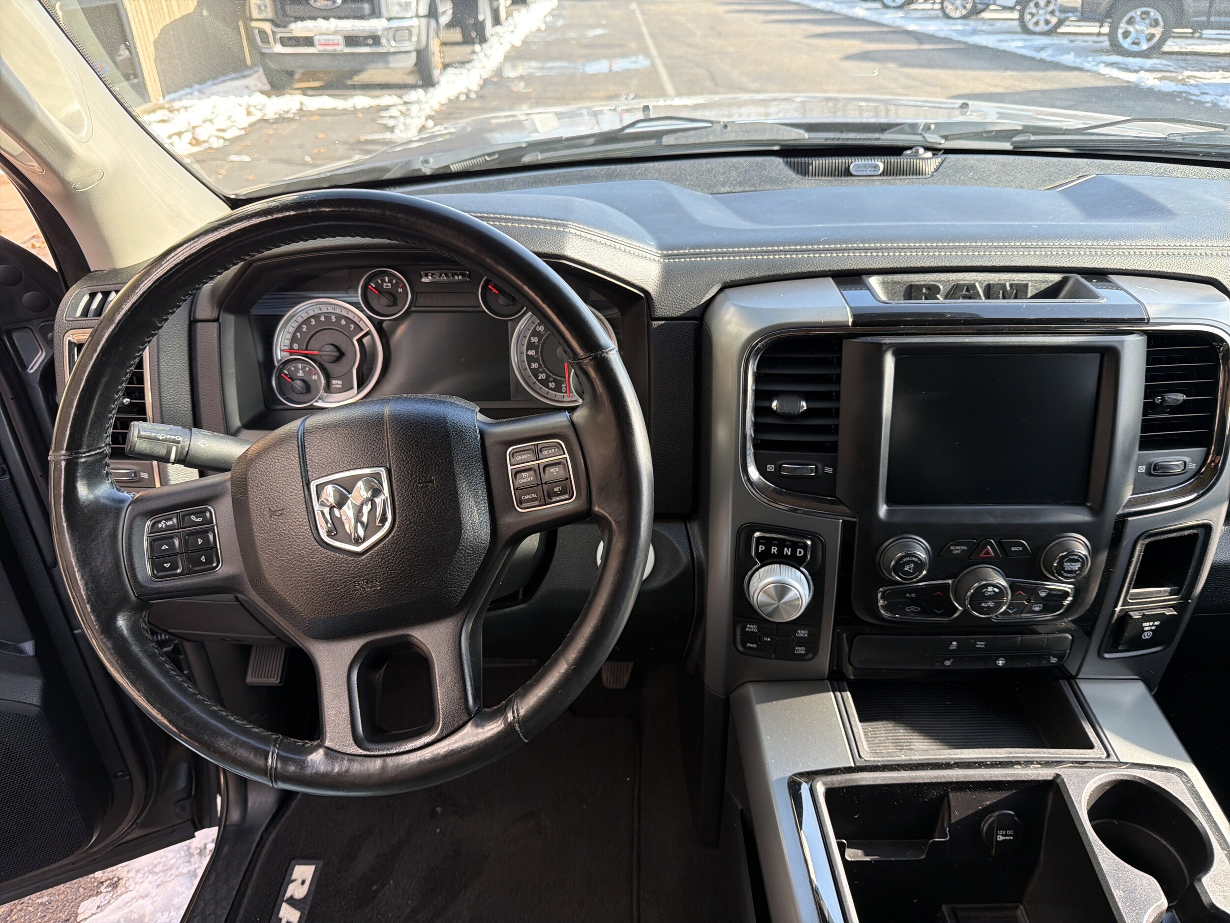 2015 Ram 1500 Sport photo 4