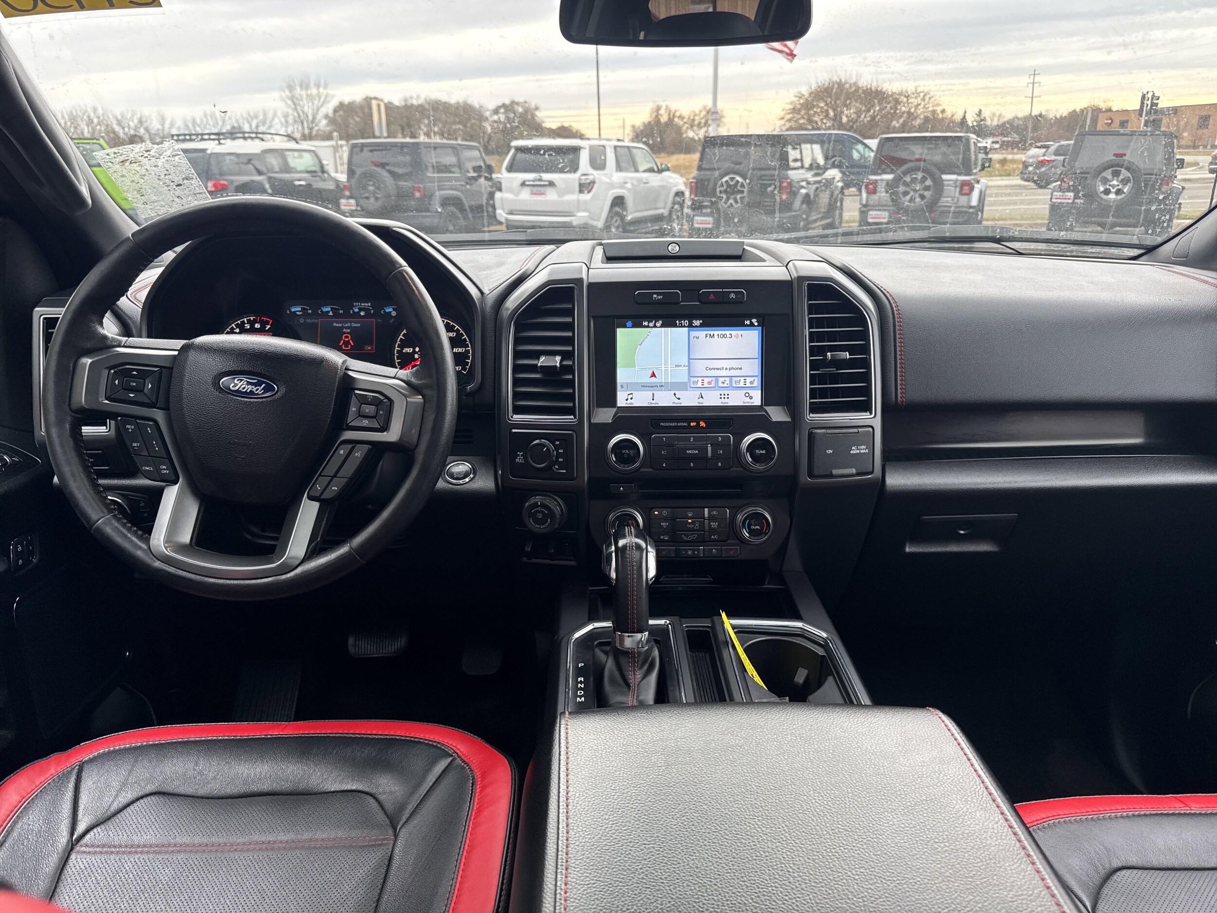 2018 Ford F-150 Lariat photo 2