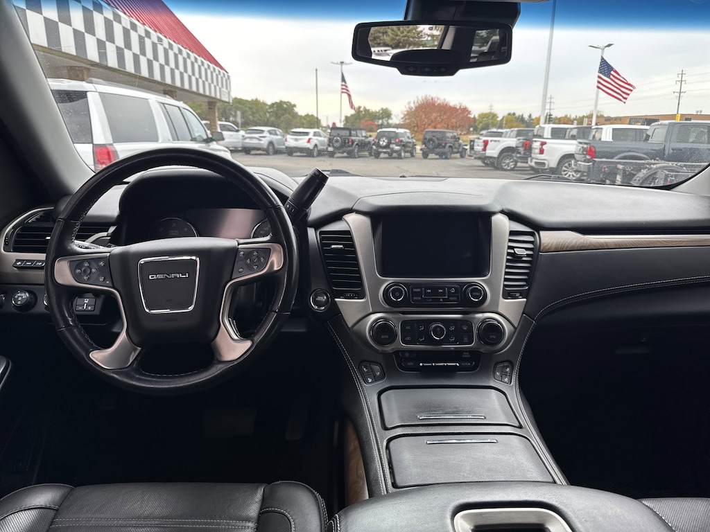 Used 2020 GMC Yukon XL Denali SUV