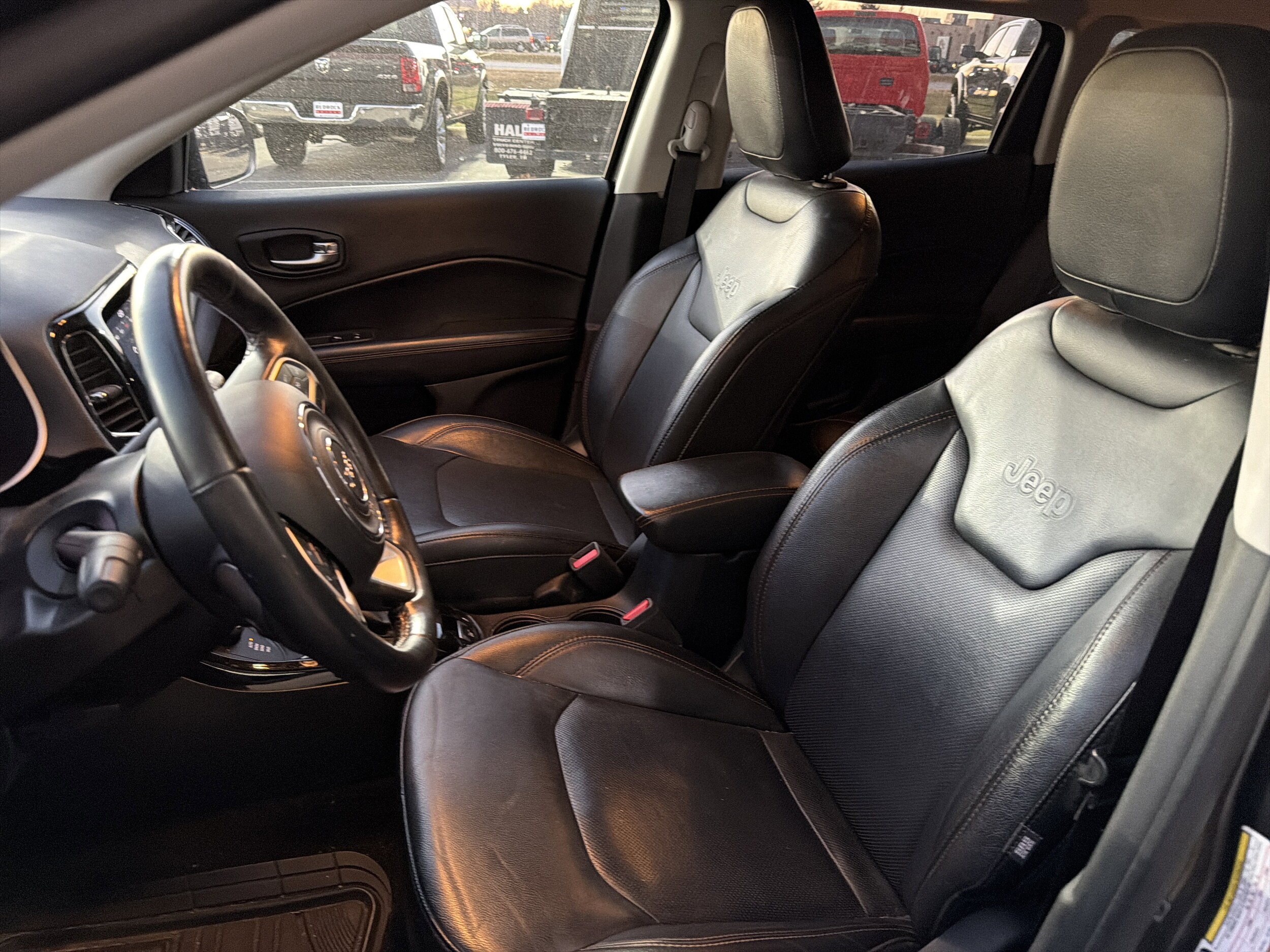 2018 Jeep Compass Limited photo 2