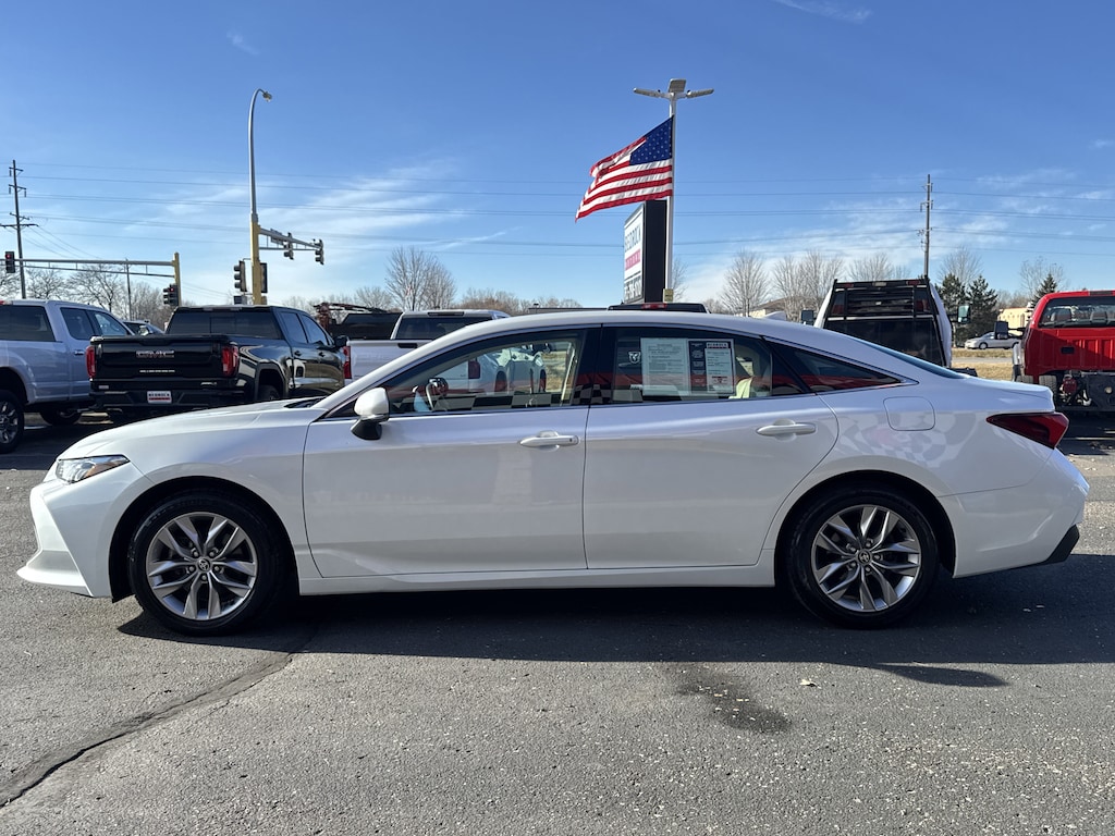 Used 2021 Toyota Avalon XLE Sedan