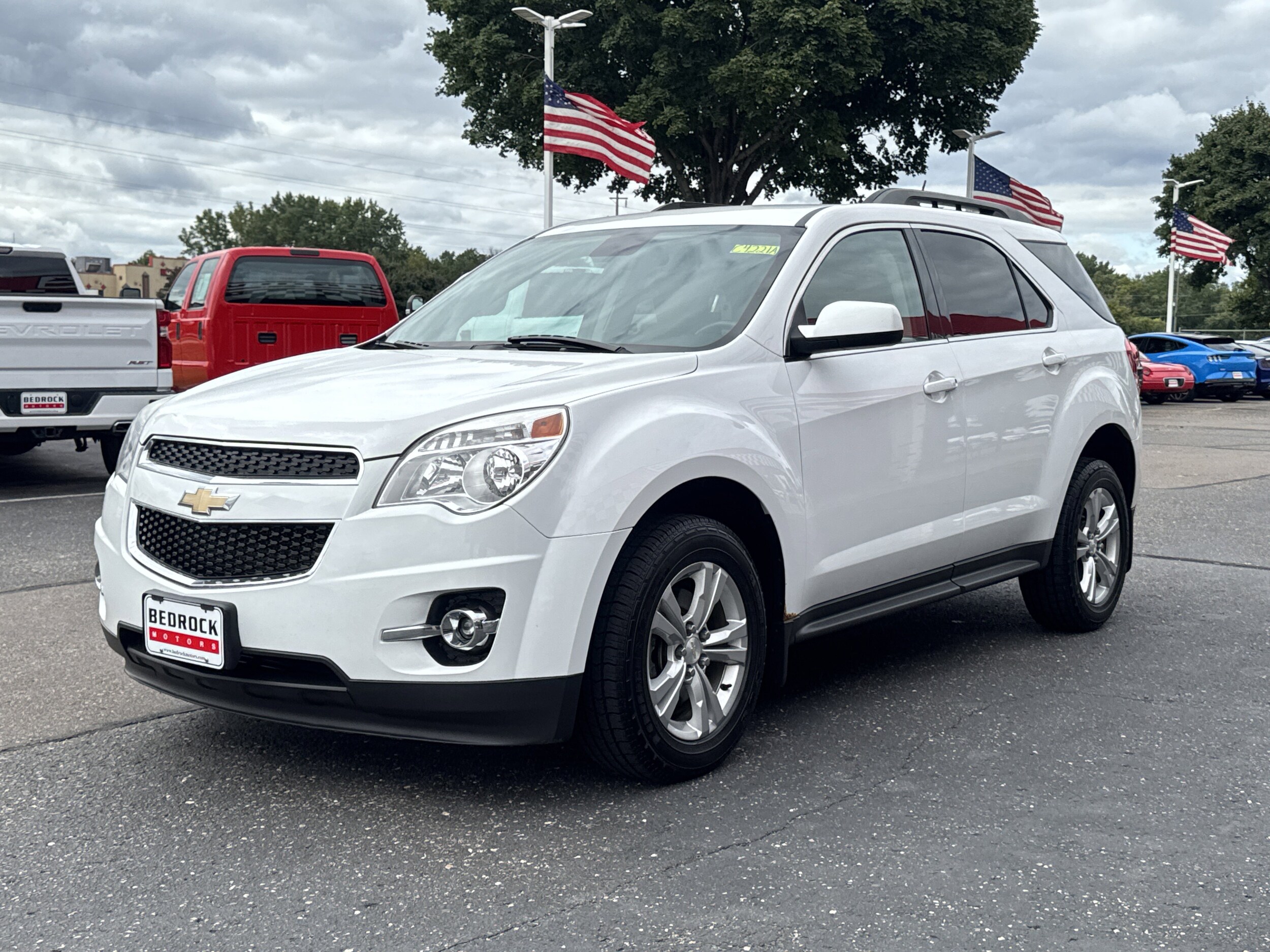 2014 Chevrolet Equinox photo 3