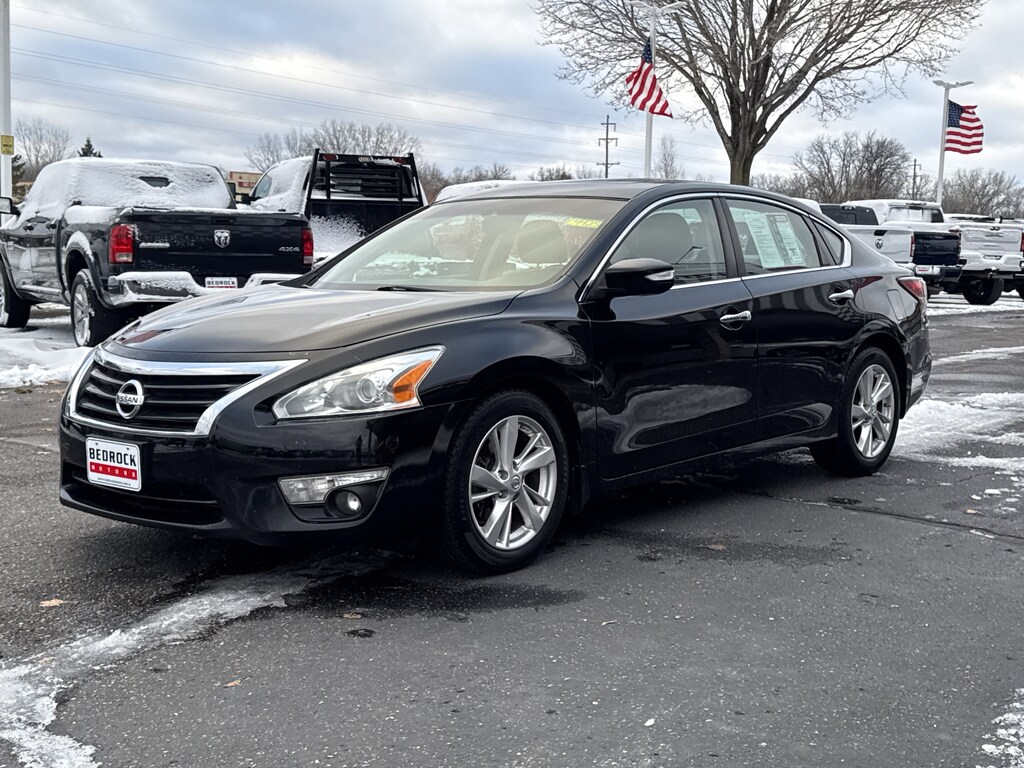 Used 2014 Nissan Altima 2.5 SL Sedan