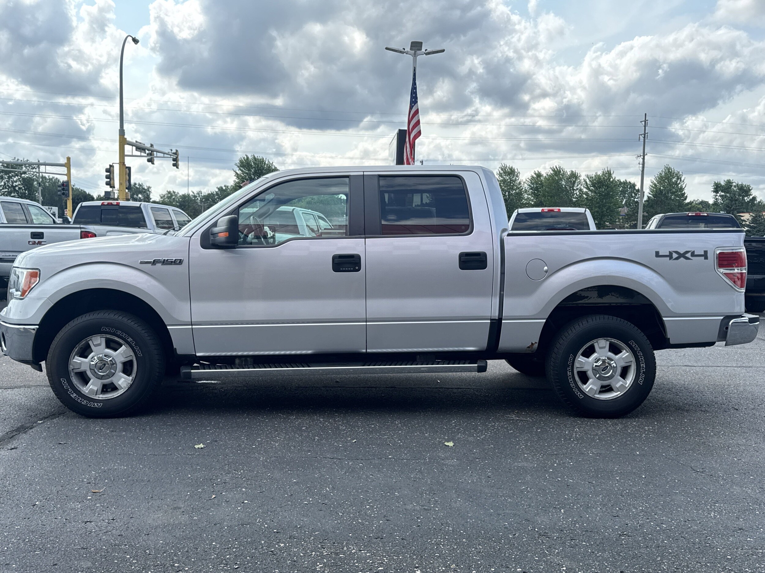 2014 Ford F-150 XLT photo 4