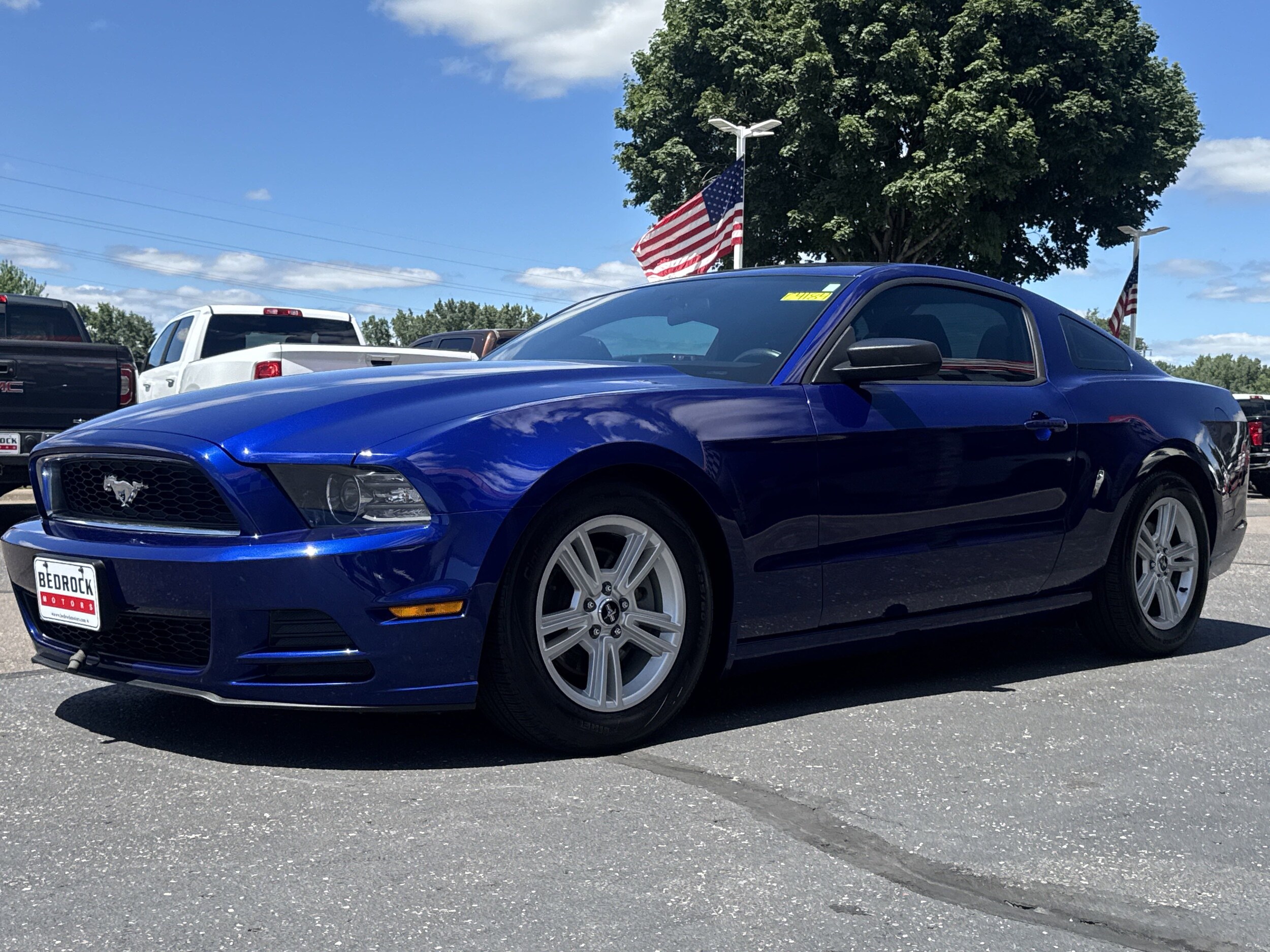 2014 Ford Mustang V6 photo 3