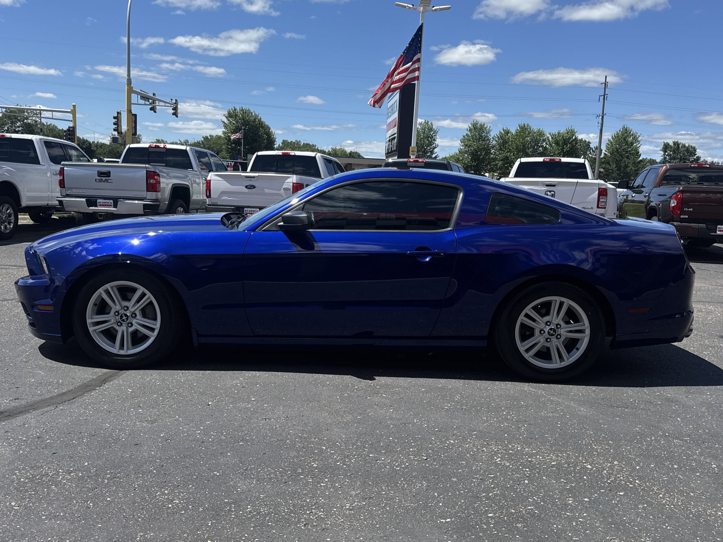 2014 Ford Mustang V6 photo 4