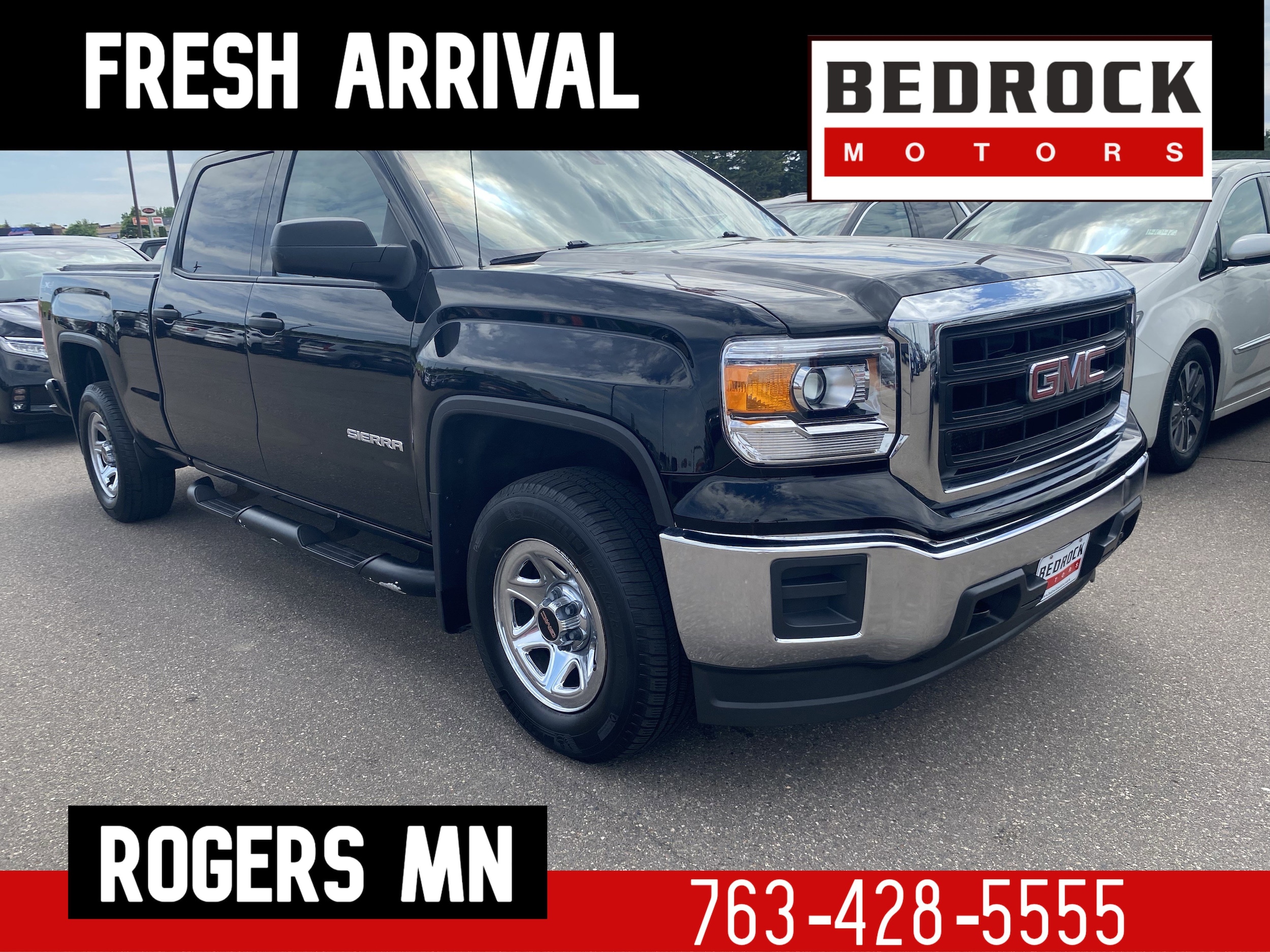 2015 GMC Sierra 4WD Crew Cab 1SA SWB's photo
