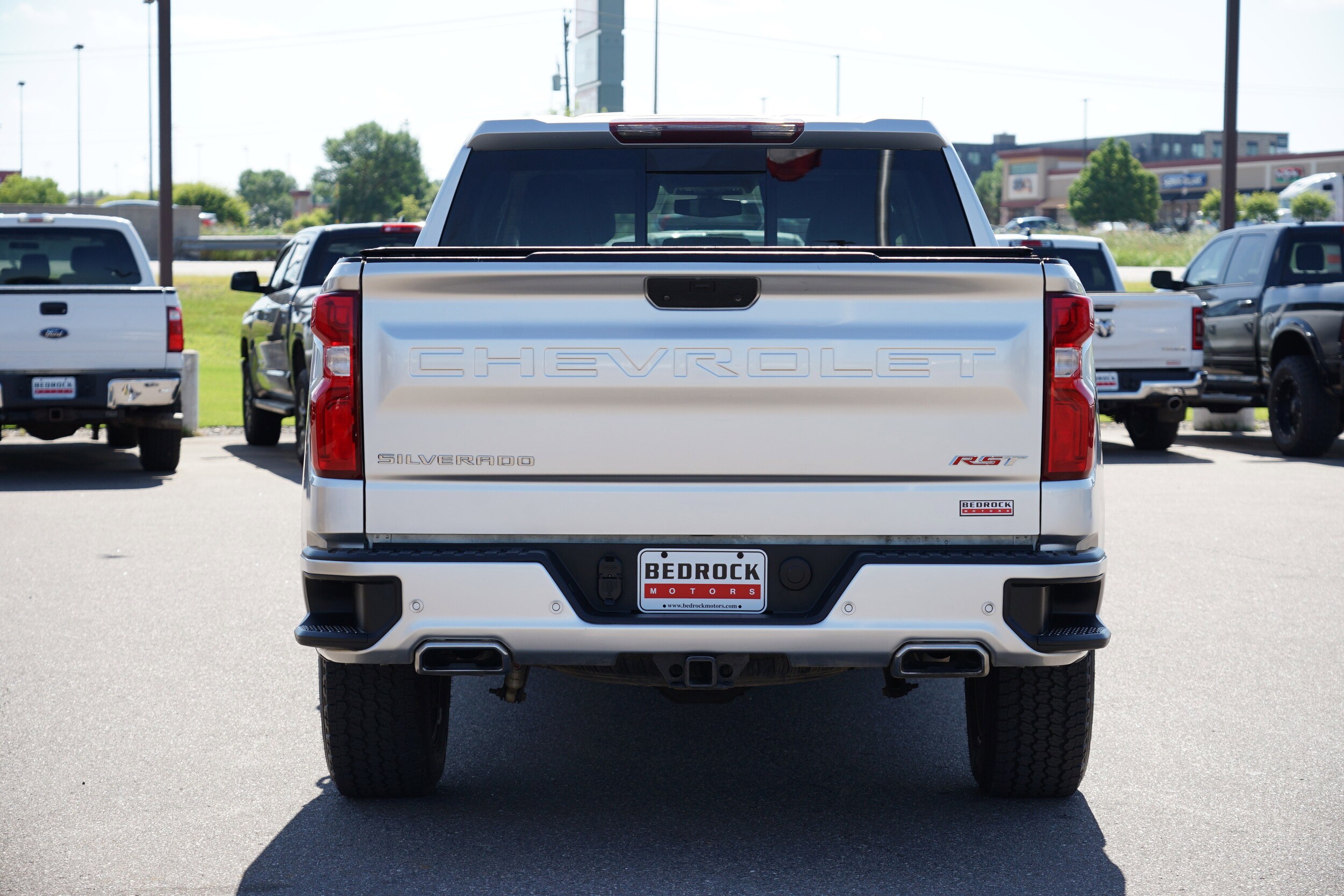 2022 Chevrolet Silverado 1500 RST photo 4