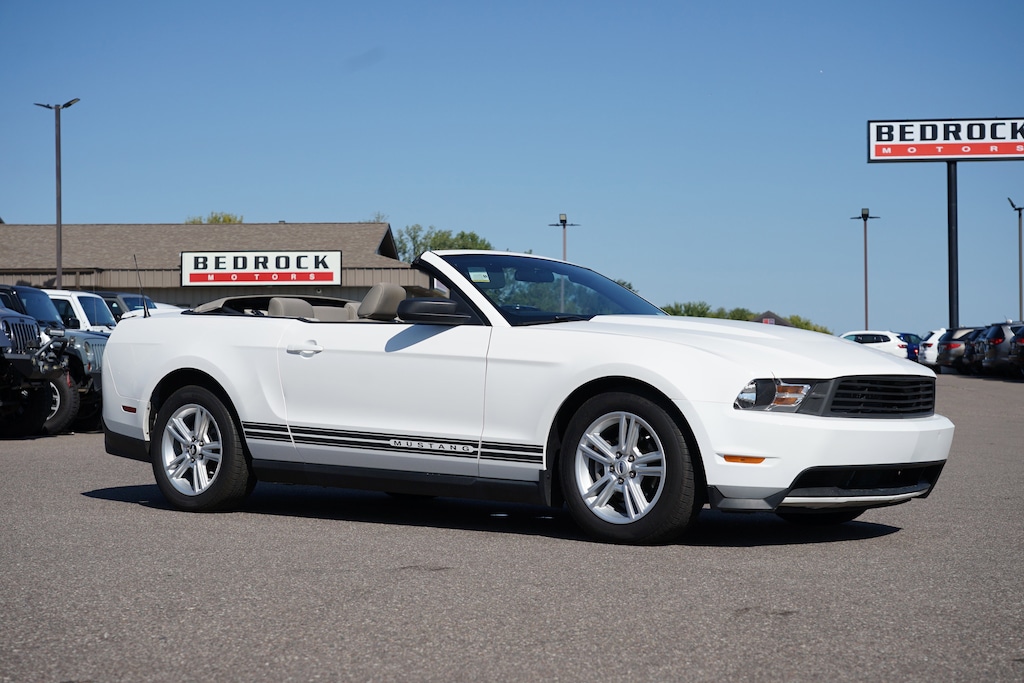 Used 2010 Ford Mustang Convertible