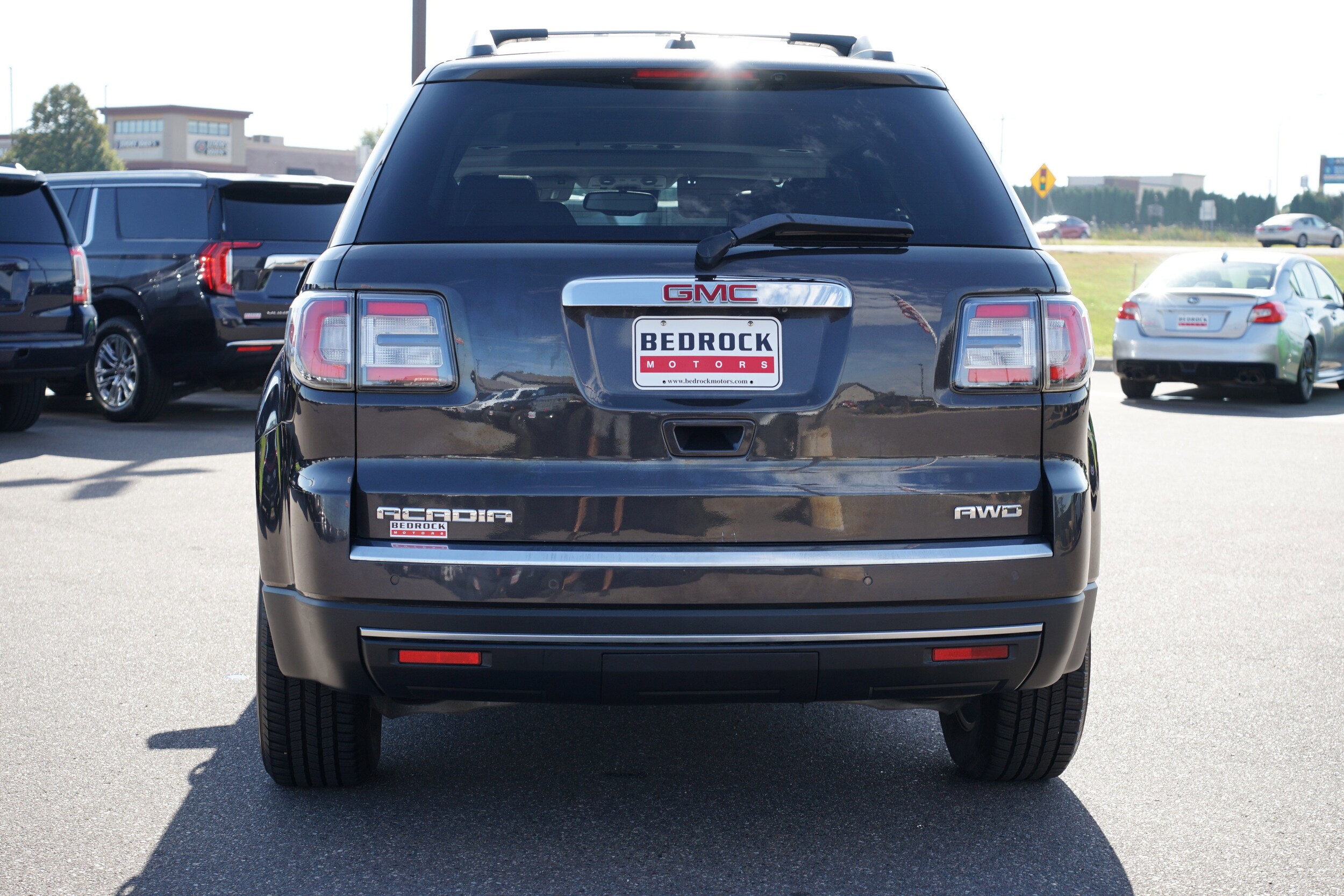 2016 Gmc Acadia SLT photo 3