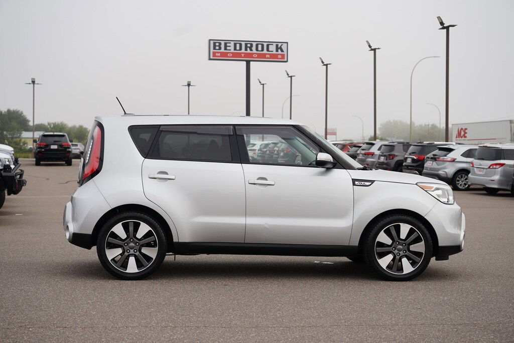 Used 2015 Kia Soul ! FWD Hatchback