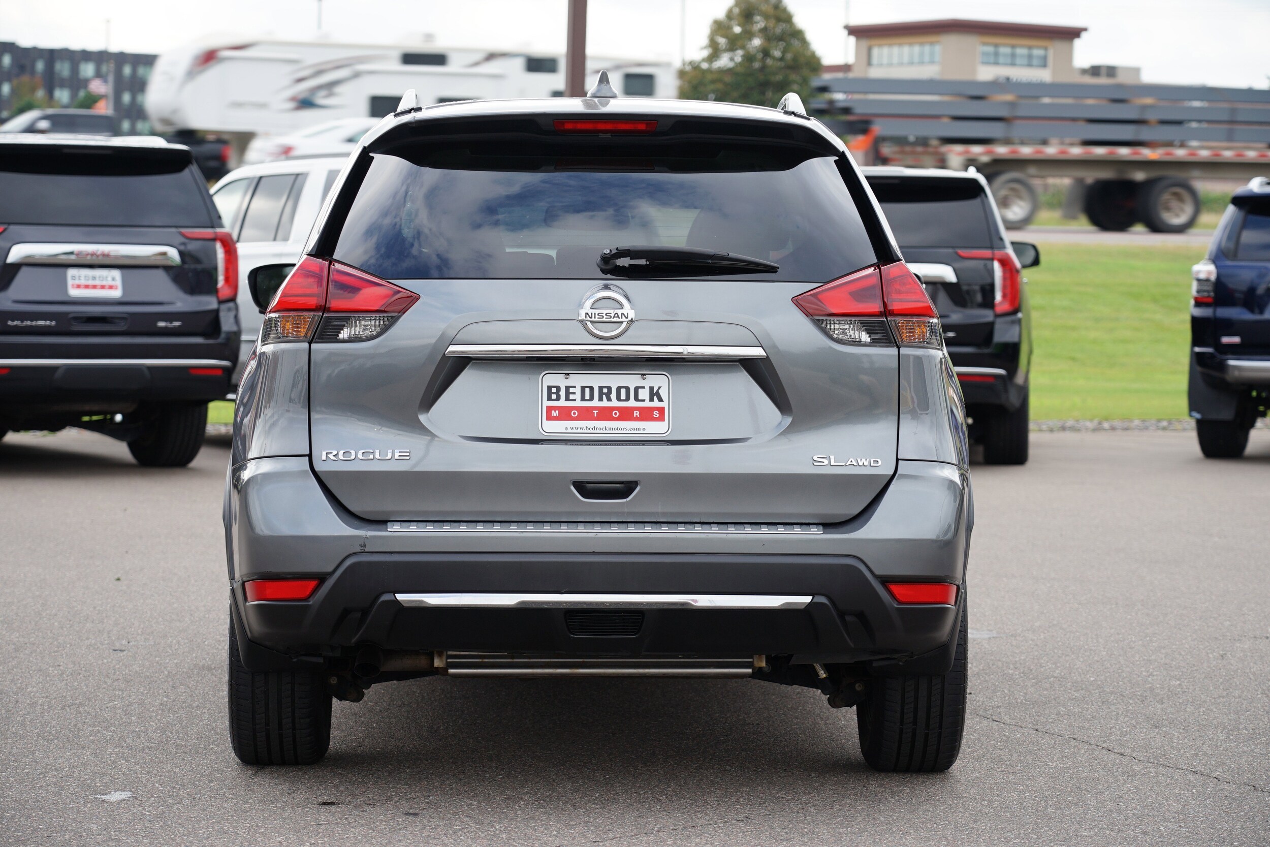 2017 Nissan Rogue SL AWD photo 4