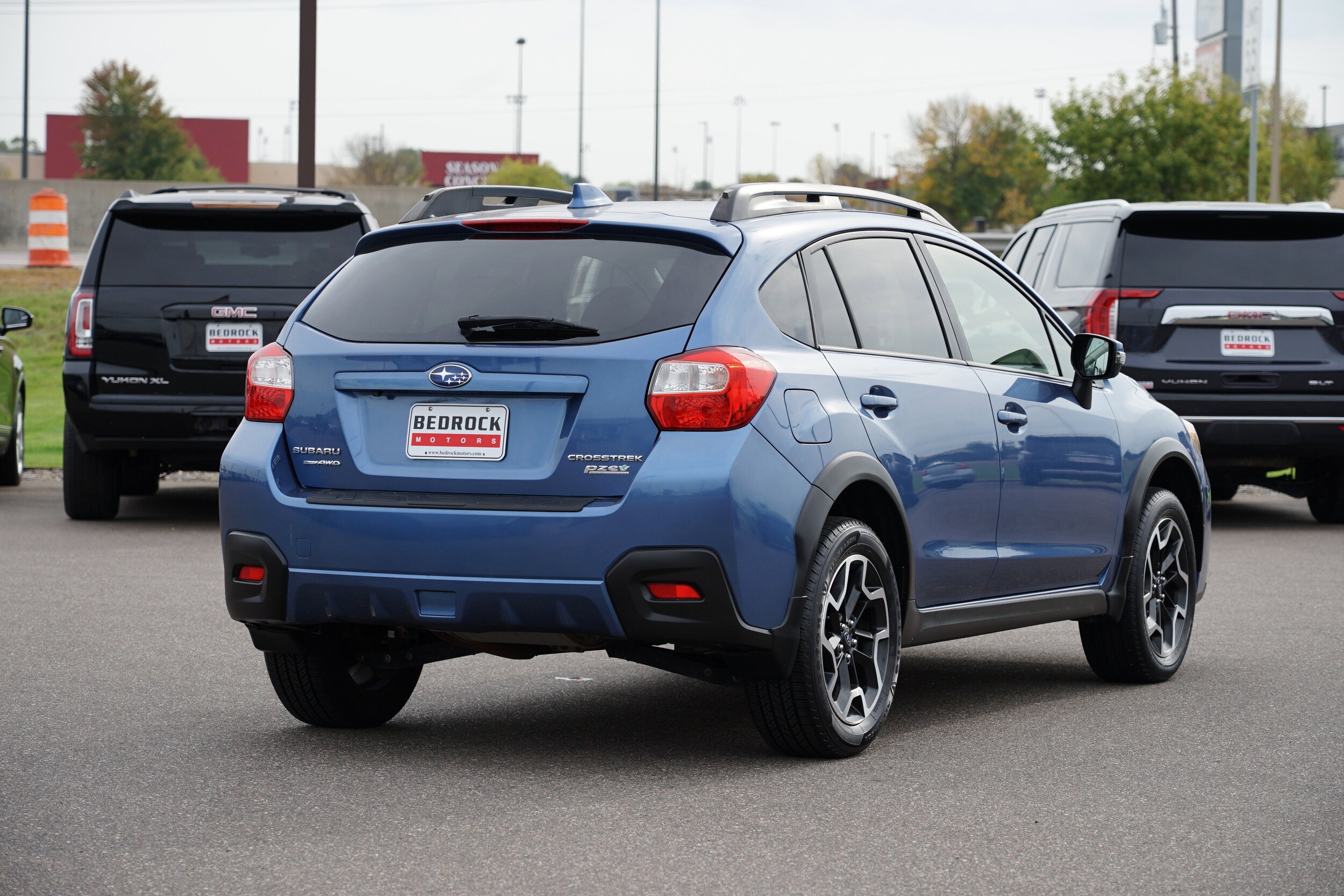 2017 Subaru Crosstrek 2.0i Limited photo 3