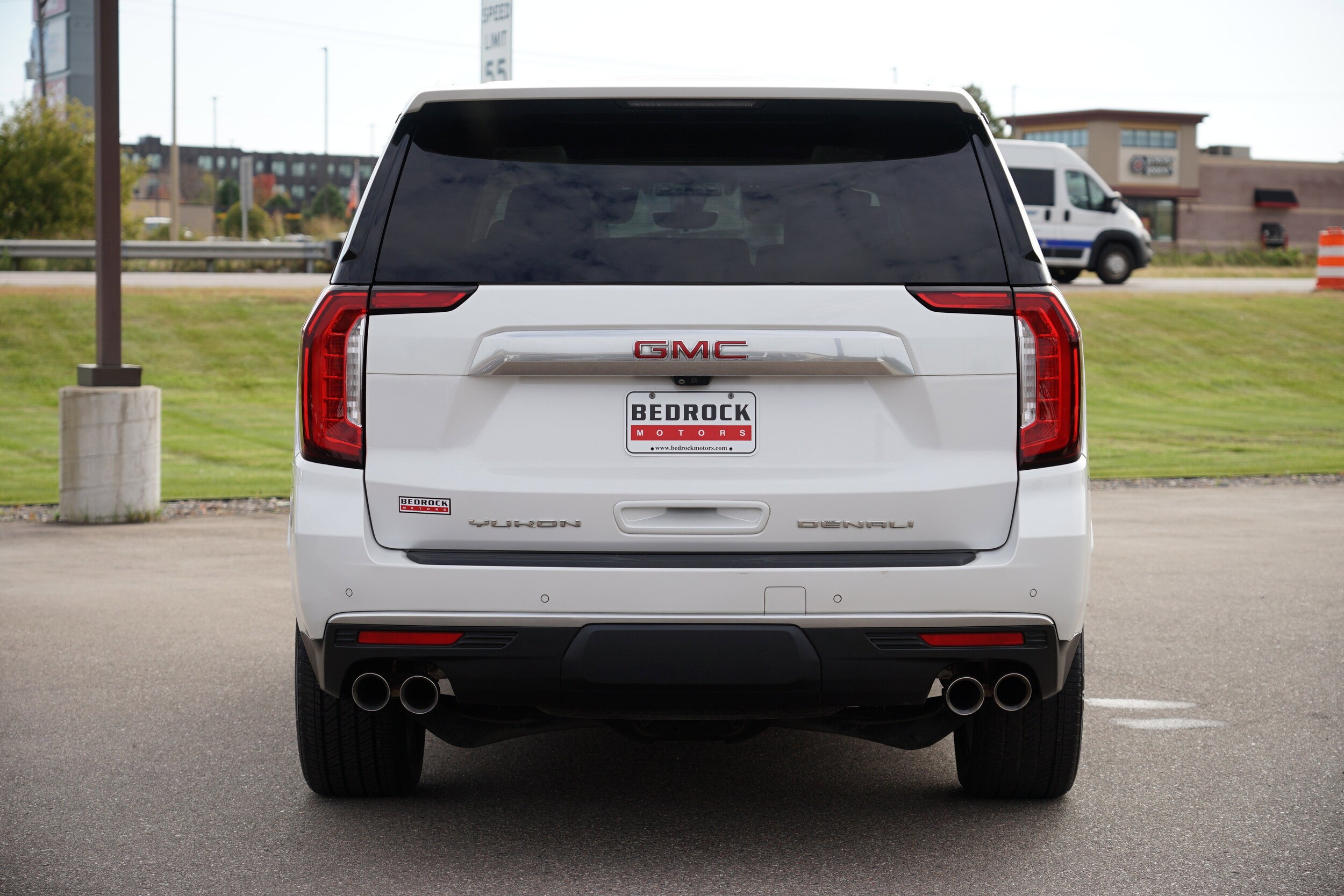 2021 Gmc Yukon XL Denali photo 3