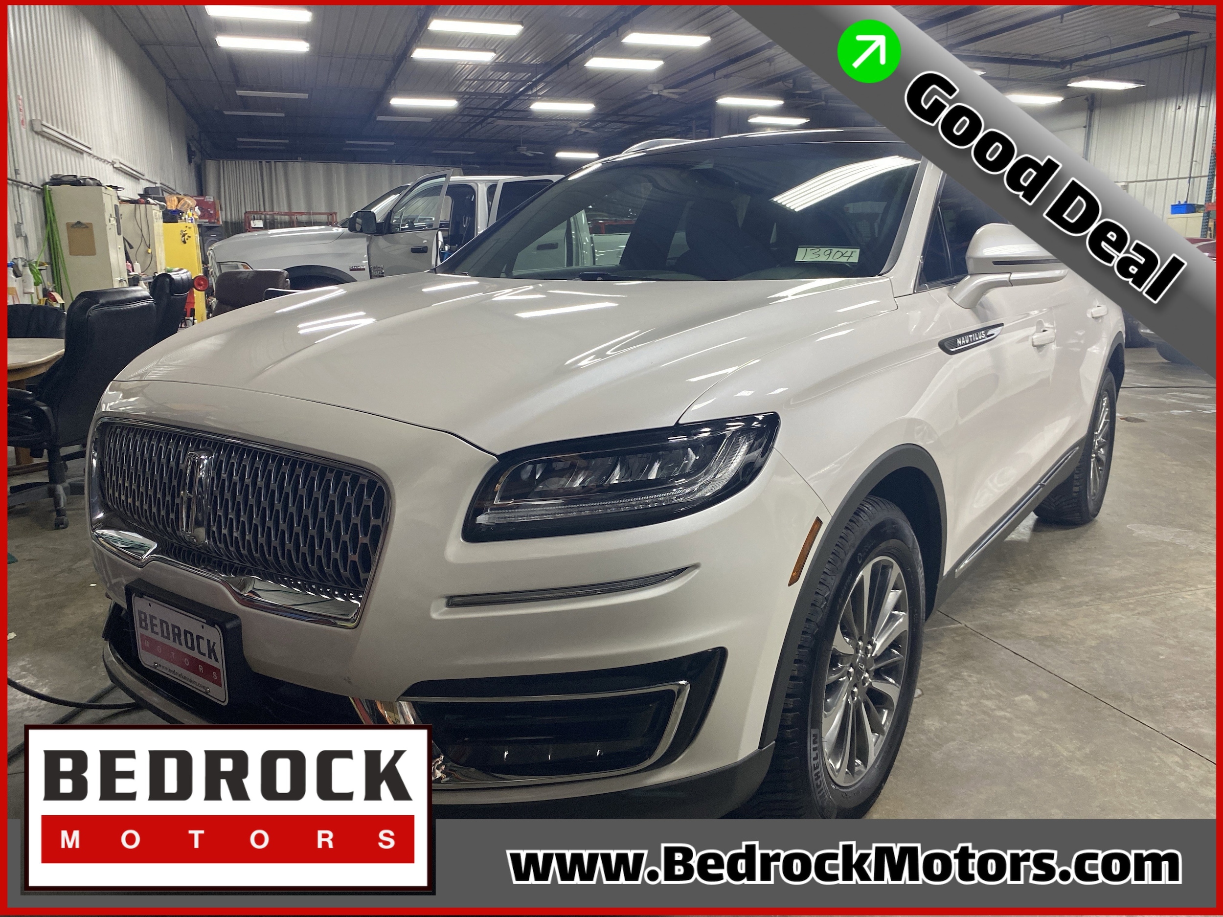 2019 Lincoln Nautilus Select's photo