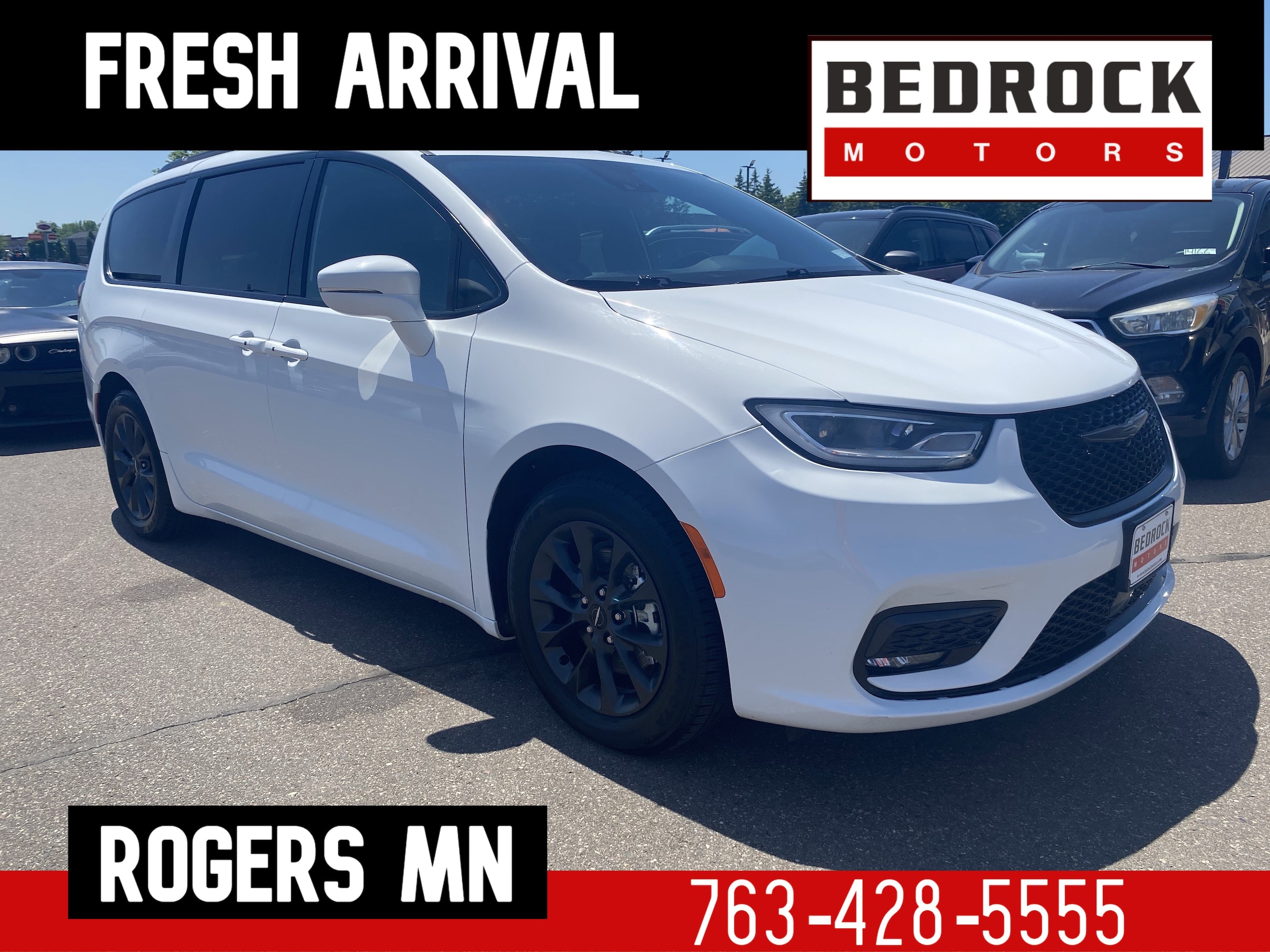 2021 Chrysler Pacifica Touring L's photo